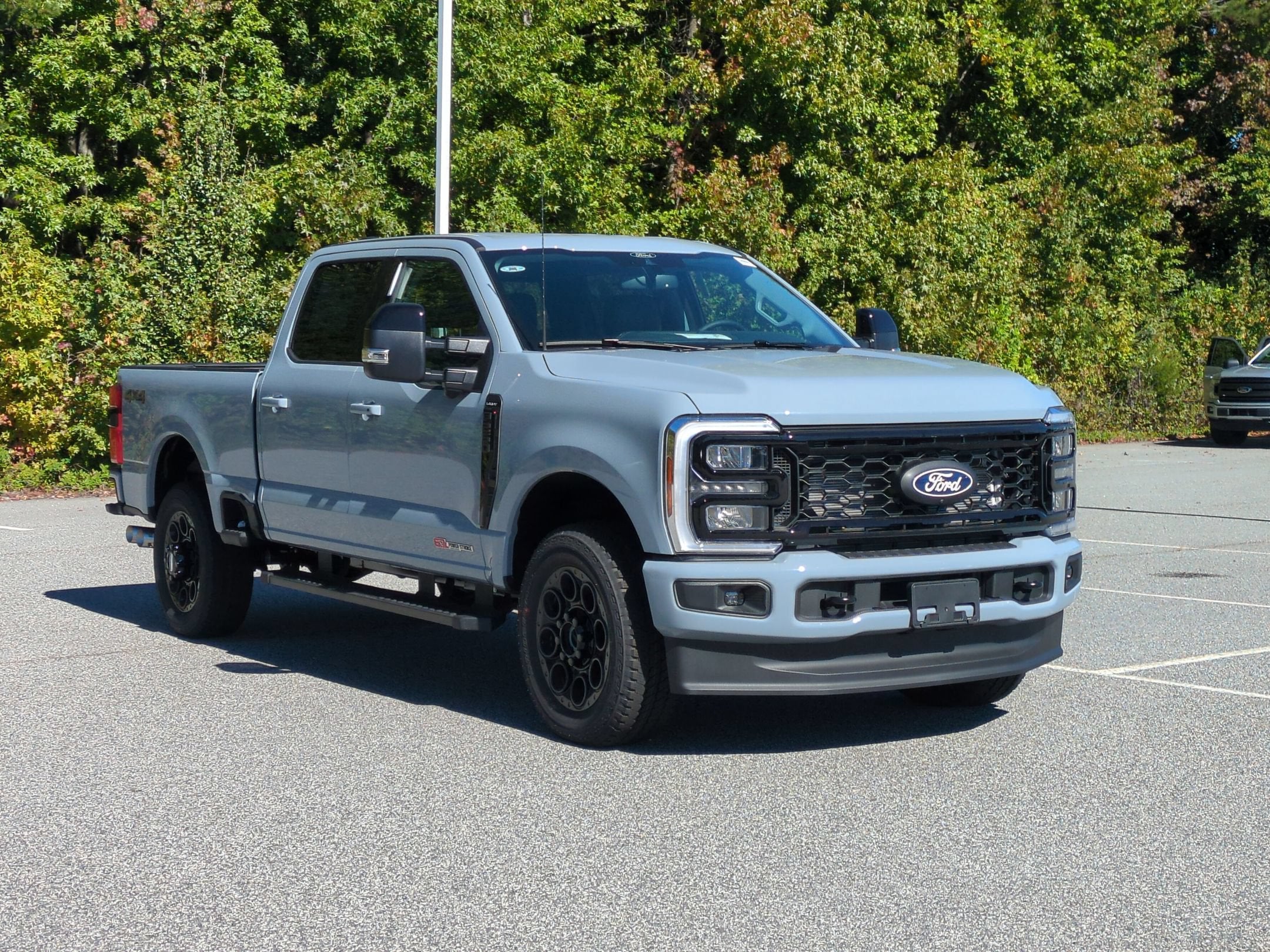 2027 Ford Super Duty F-250 SRW LARIAT