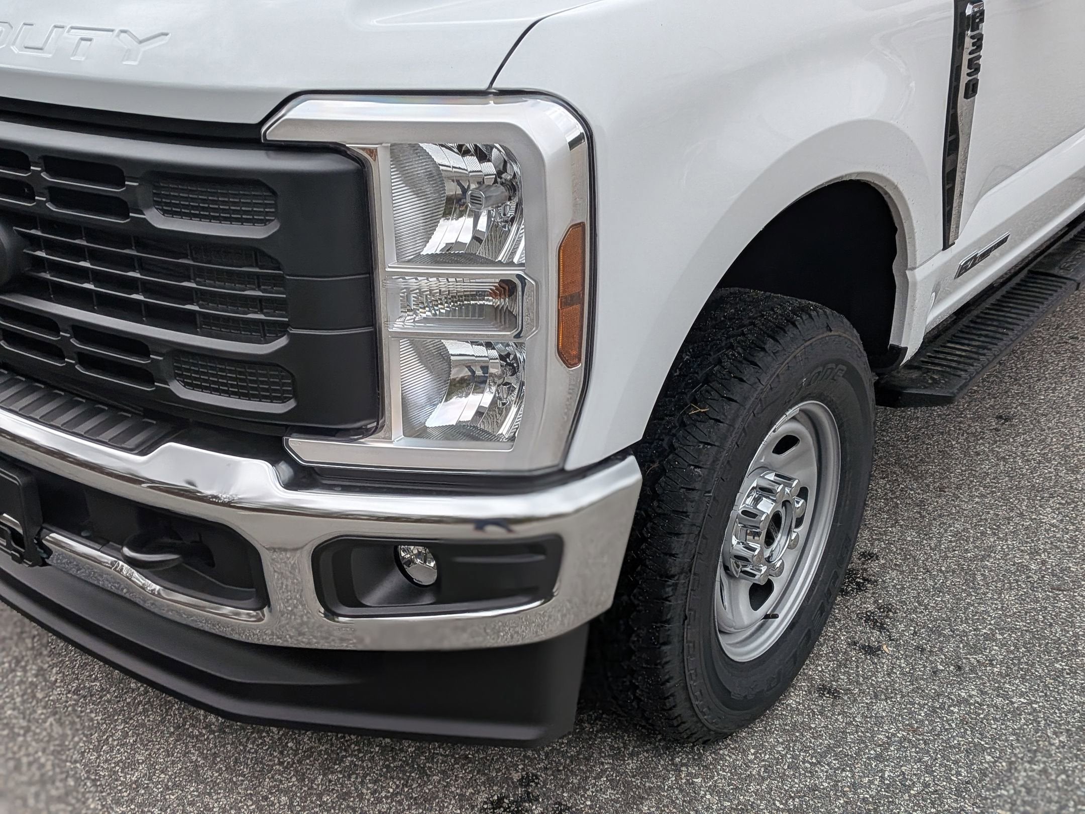2026 Ford Super Duty F-350 SRW XL
