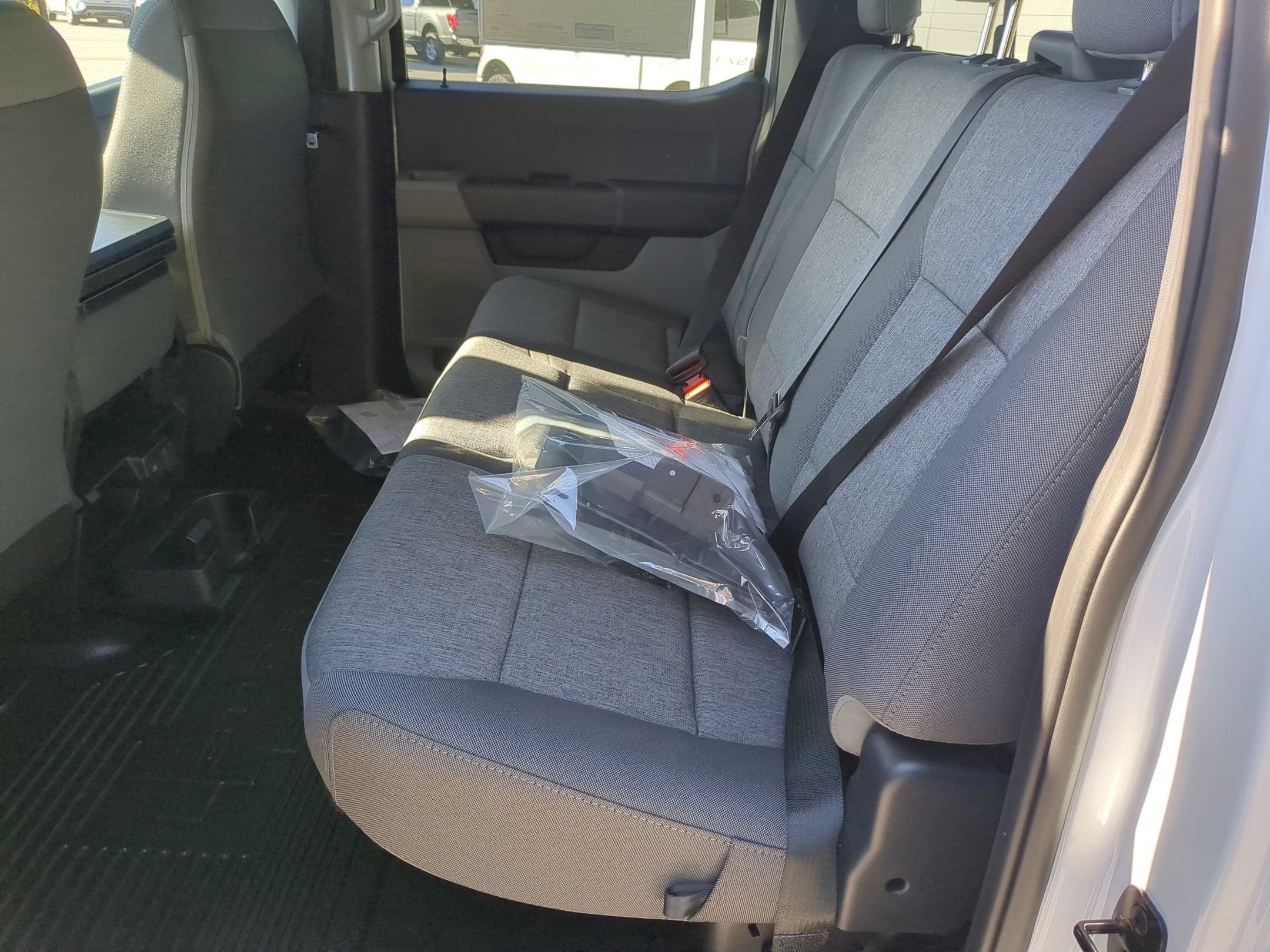 2027 Ford Super Duty F-450 DRW XL