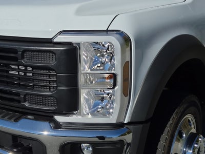 2027 Ford Super Duty F-450 DRW XL