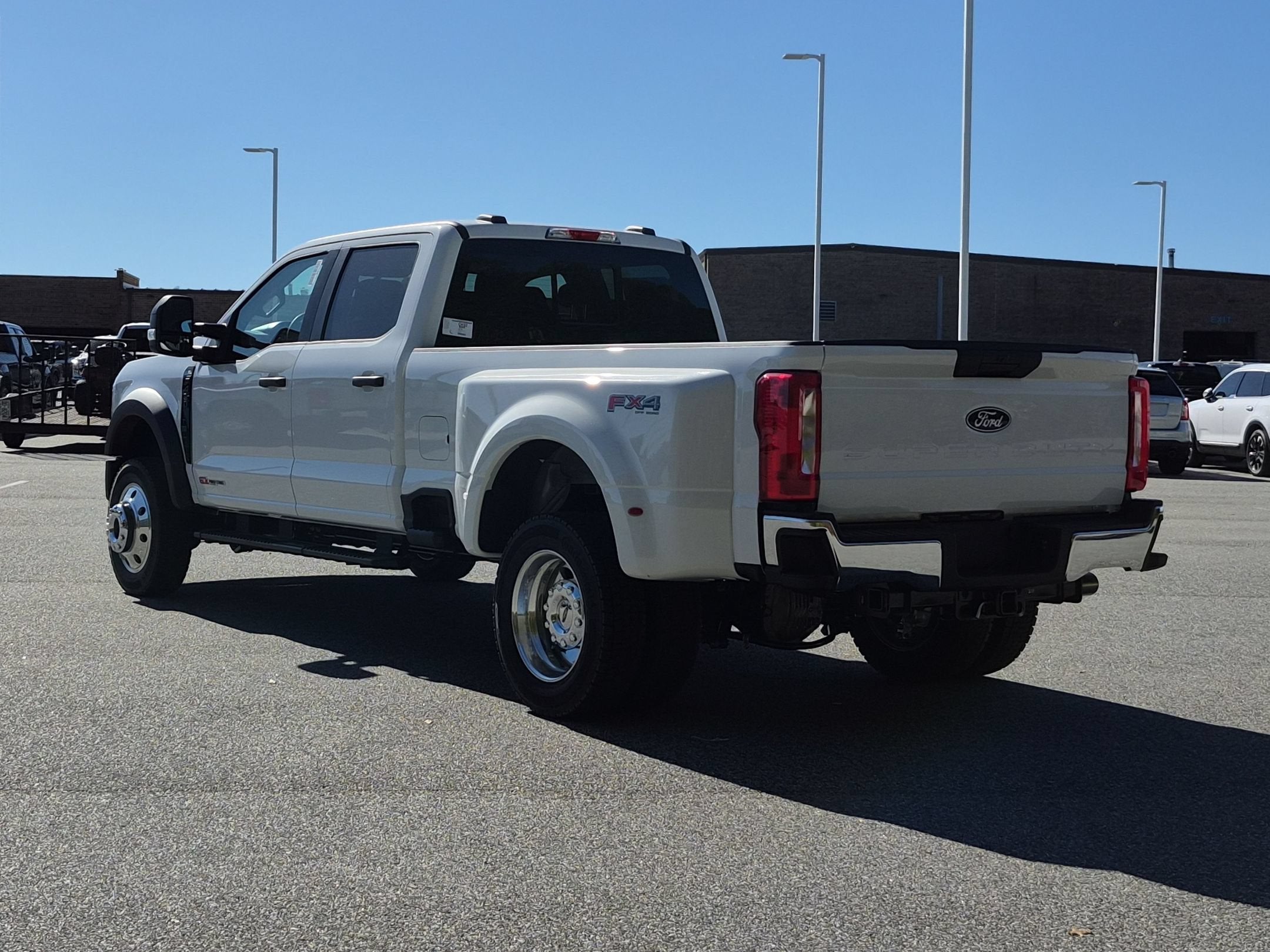 2027 Ford Super Duty F-450 DRW XL