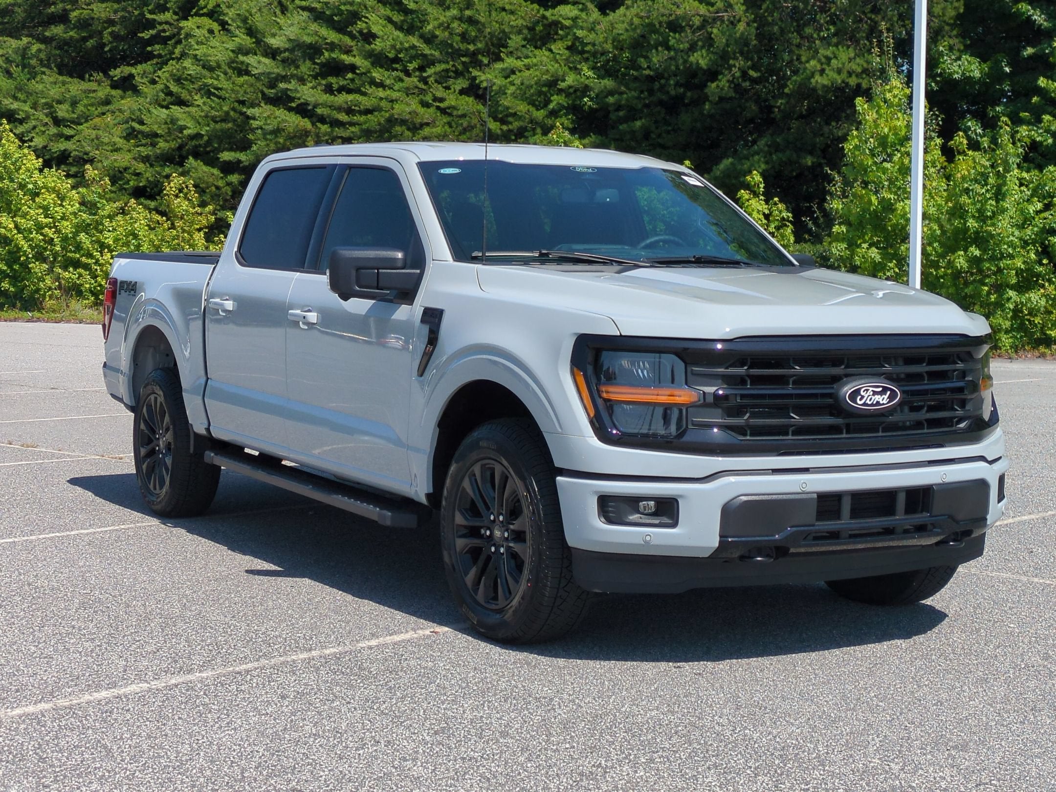 2026 Ford F-150 XLT - Crossroads Courtesy Demo
