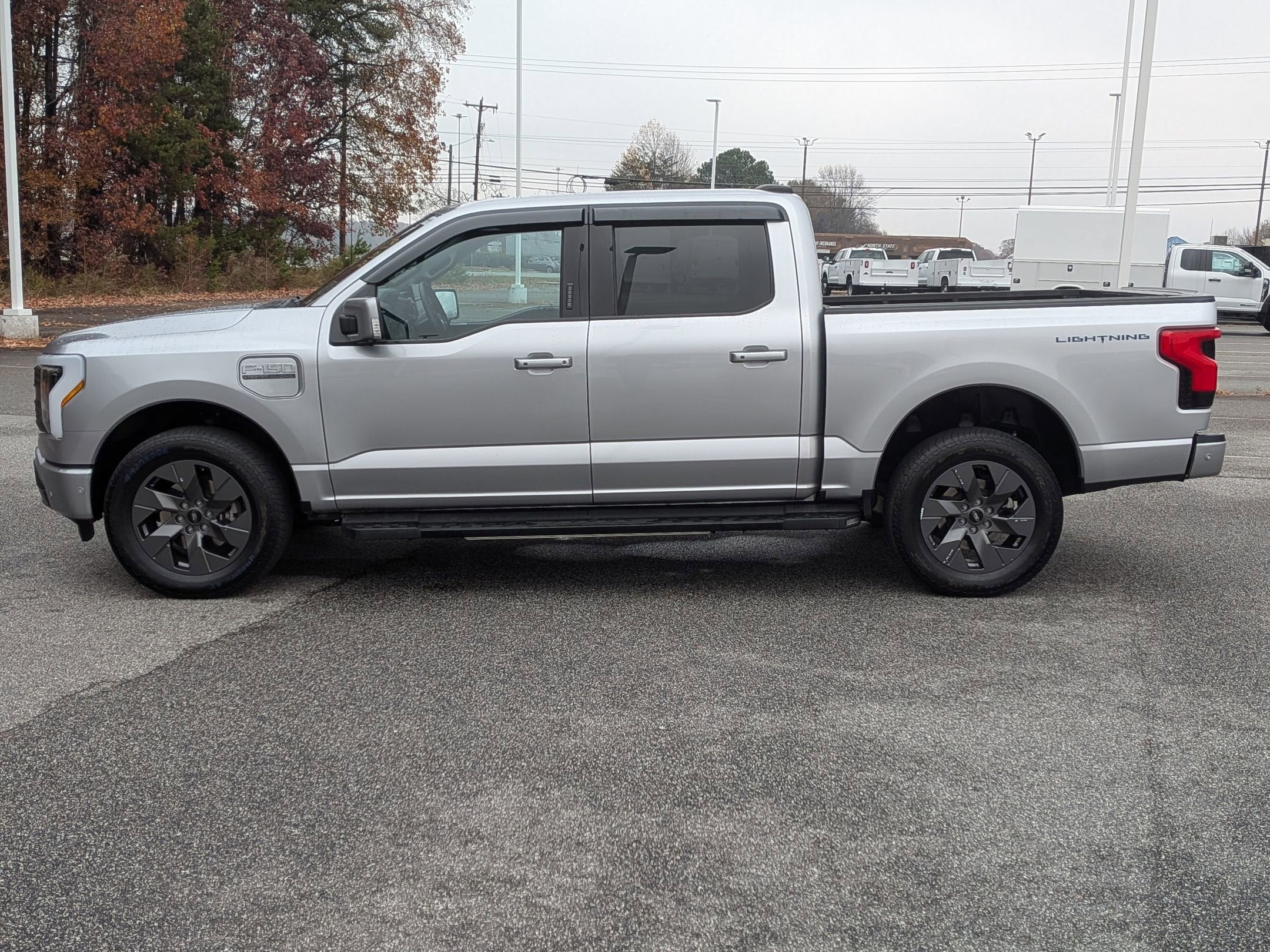 2023 Ford F-150 Lightning LARIAT