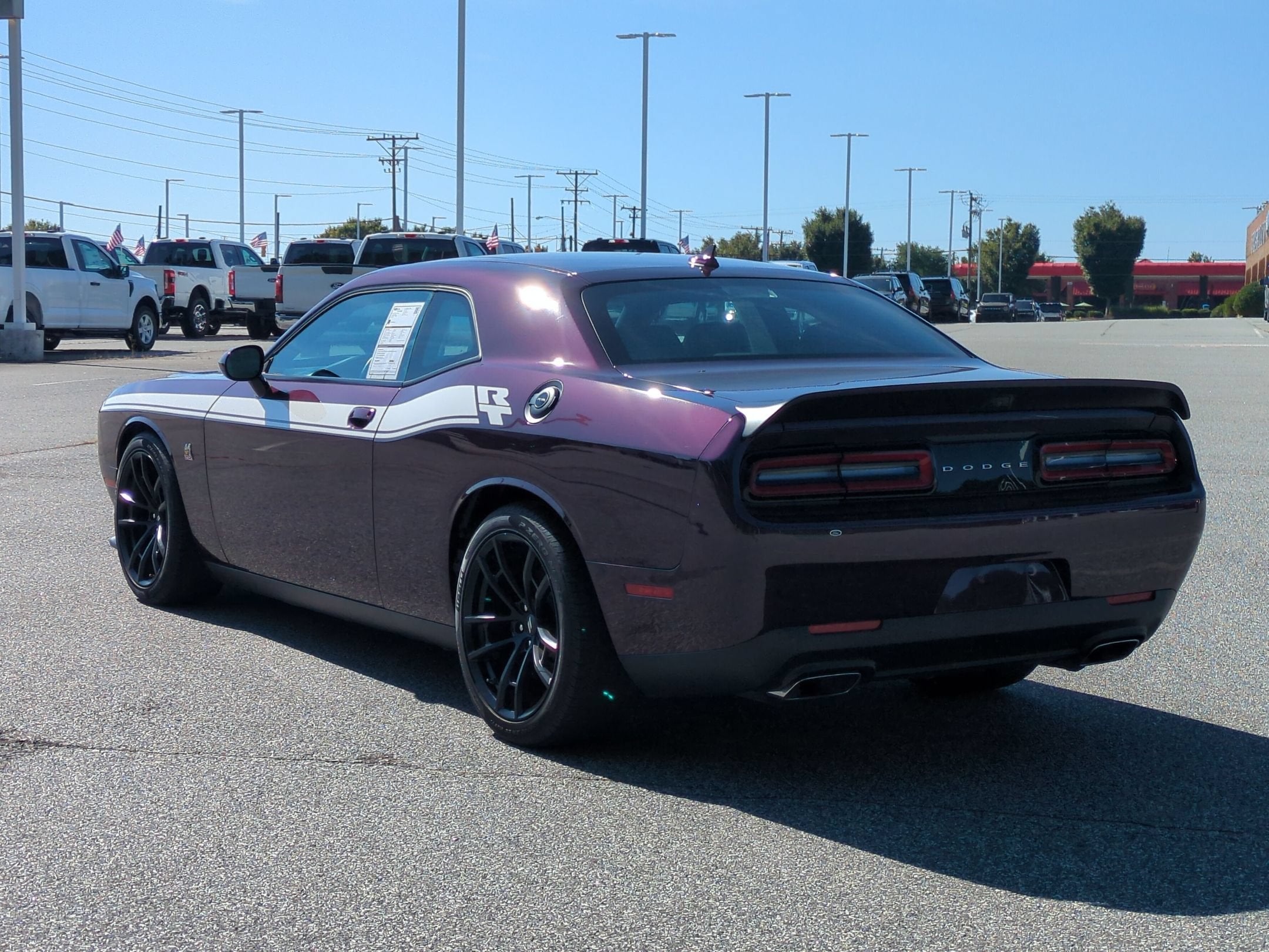 2022 Dodge Challenger R/T Scat Pack w/Dynamics Pkg