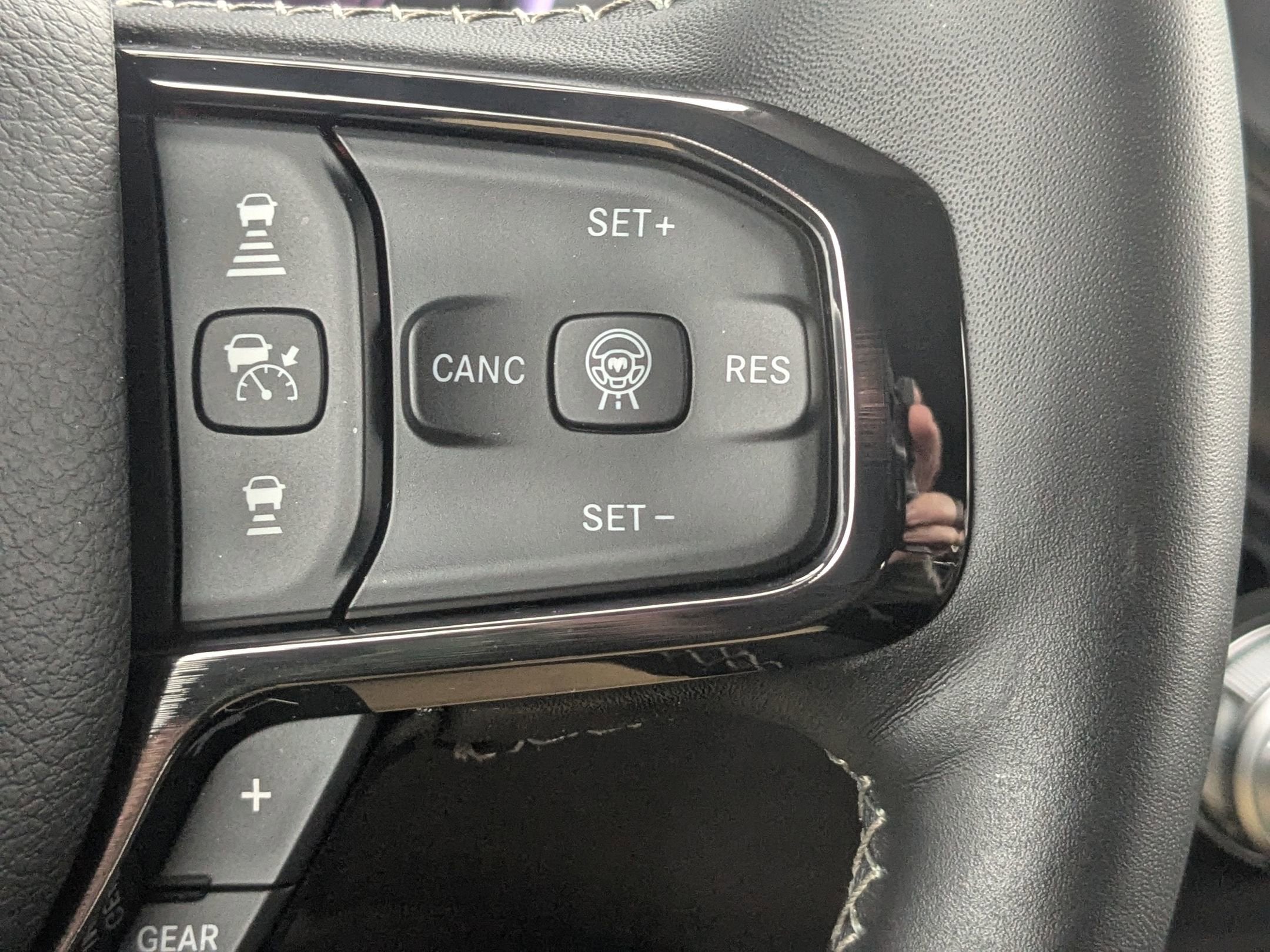 2025 RAM 1500 Limited