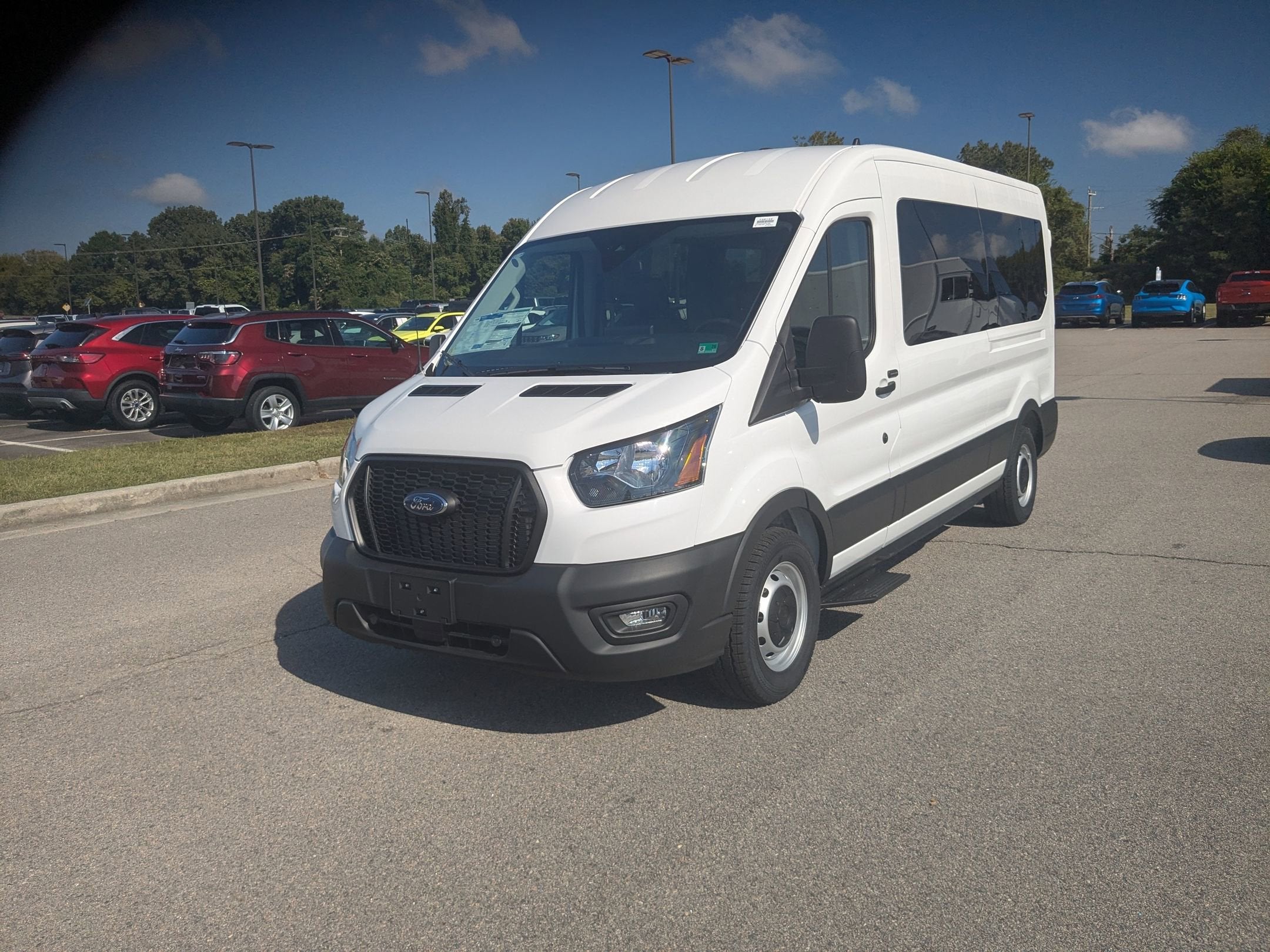 2025 Ford Transit Passenger Wagon XL