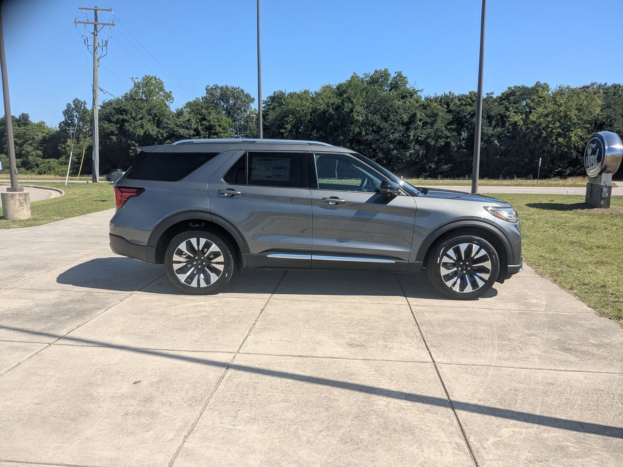 2026 Ford Explorer Platinum