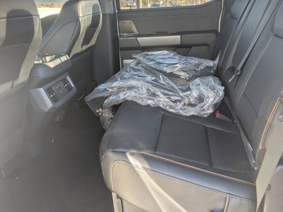 2025 Ford Super Duty F-350 SRW LARIAT