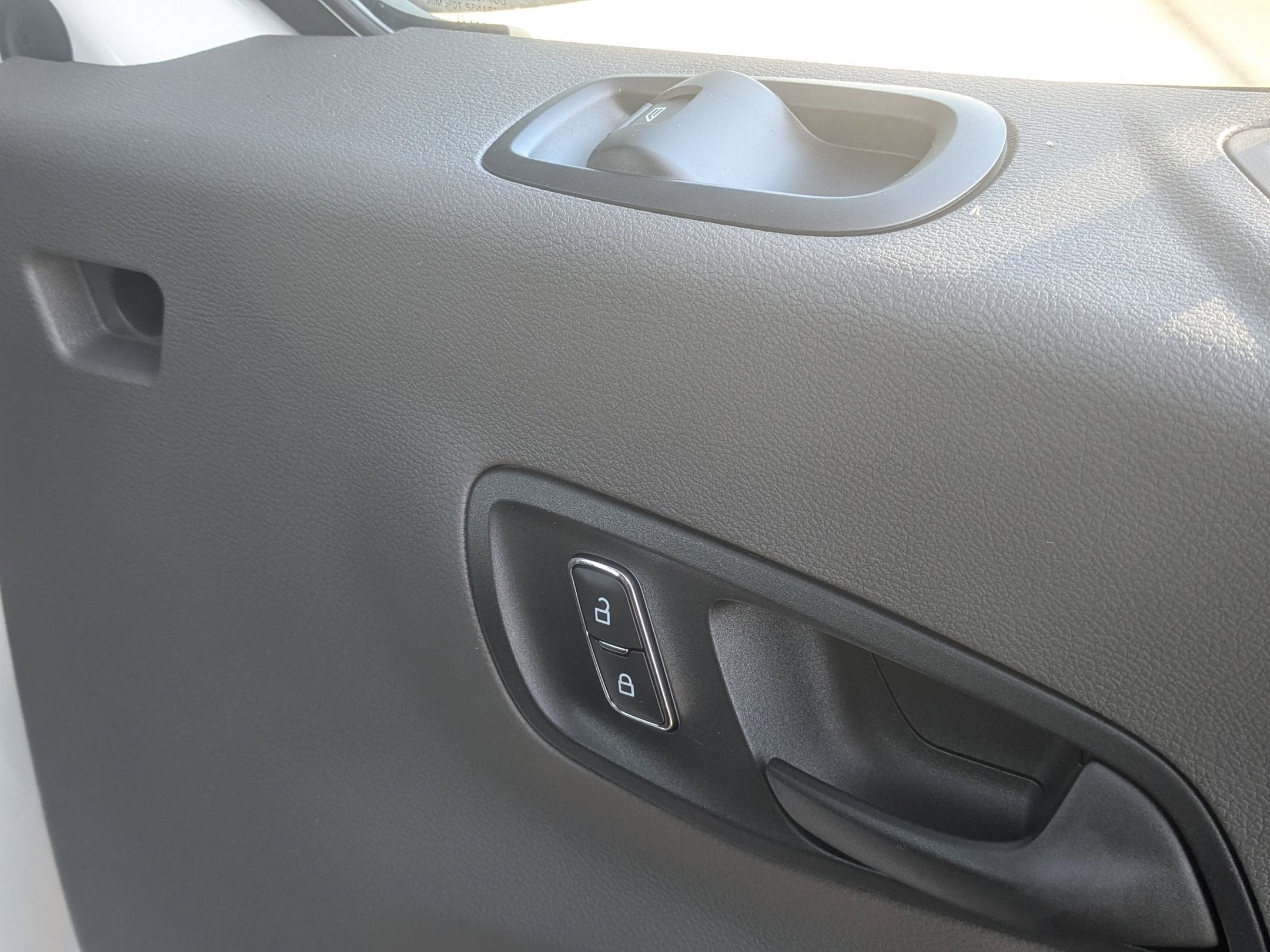 2025 Ford Transit Cargo Van Base