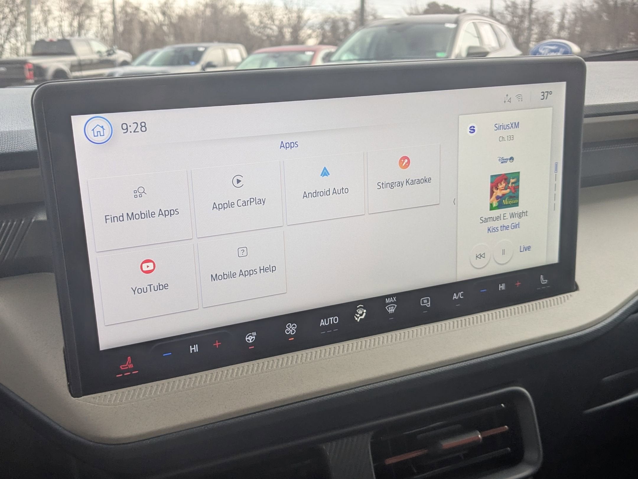 2026 Ford Maverick LARIAT