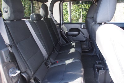 2022 Jeep Gladiator Altitude