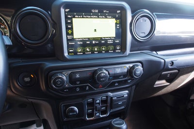 2022 Jeep Gladiator Altitude