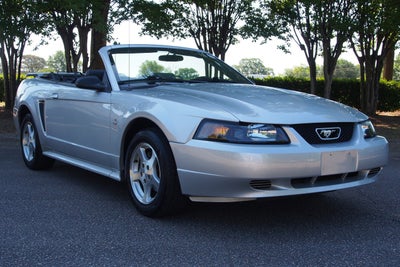 2003 Ford Mustang V6