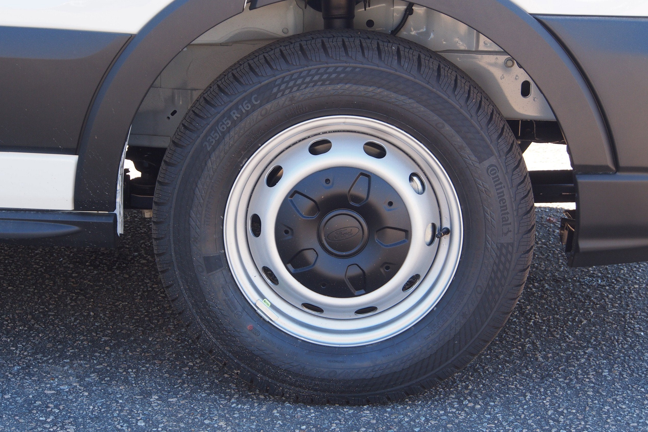 2025 Ford Transit Passenger Wagon XL