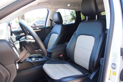 2022 Ford Escape Titanium Hybrid