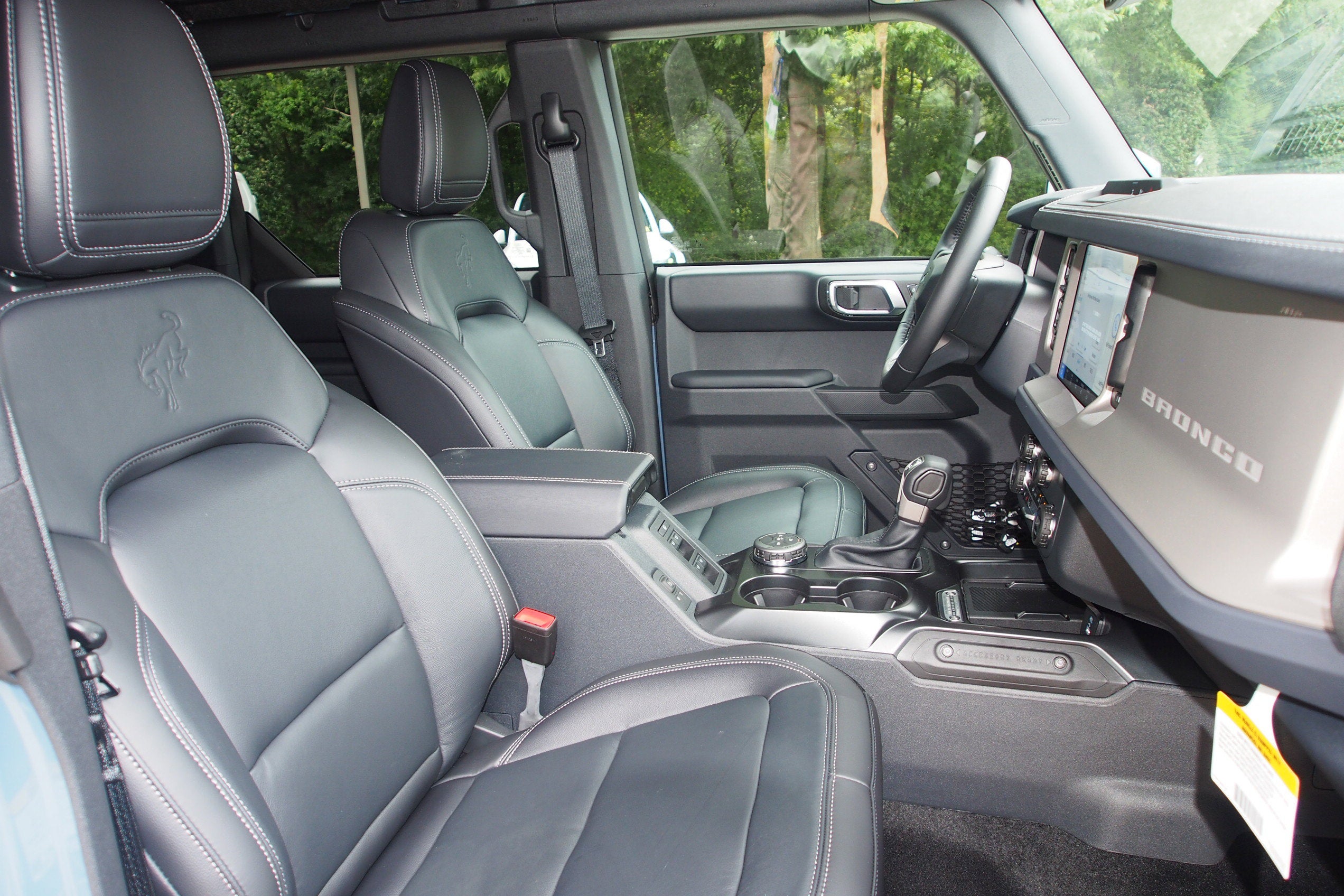 2025 Ford Bronco Outer Banks - Crossroads Courtesy Demo