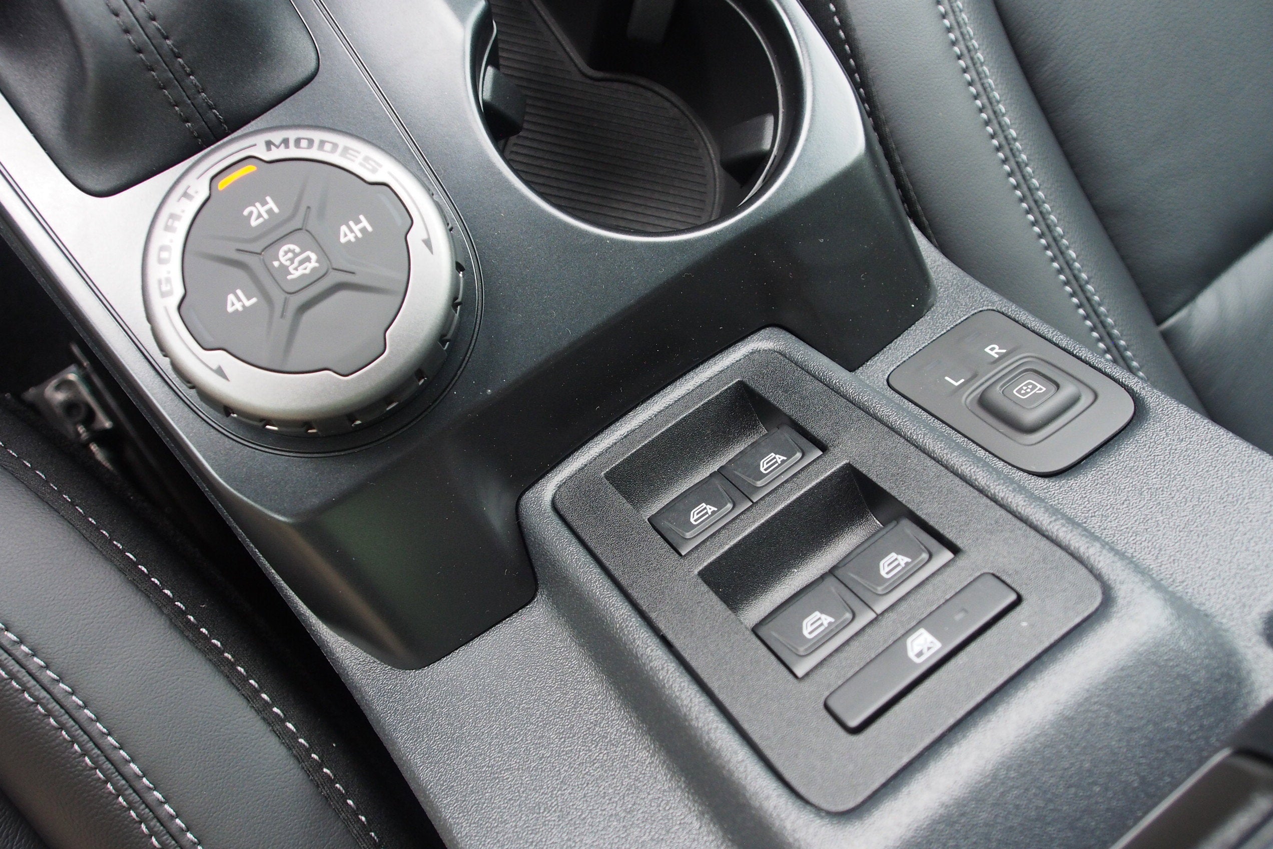 2025 Ford Bronco Outer Banks - Crossroads Courtesy Demo