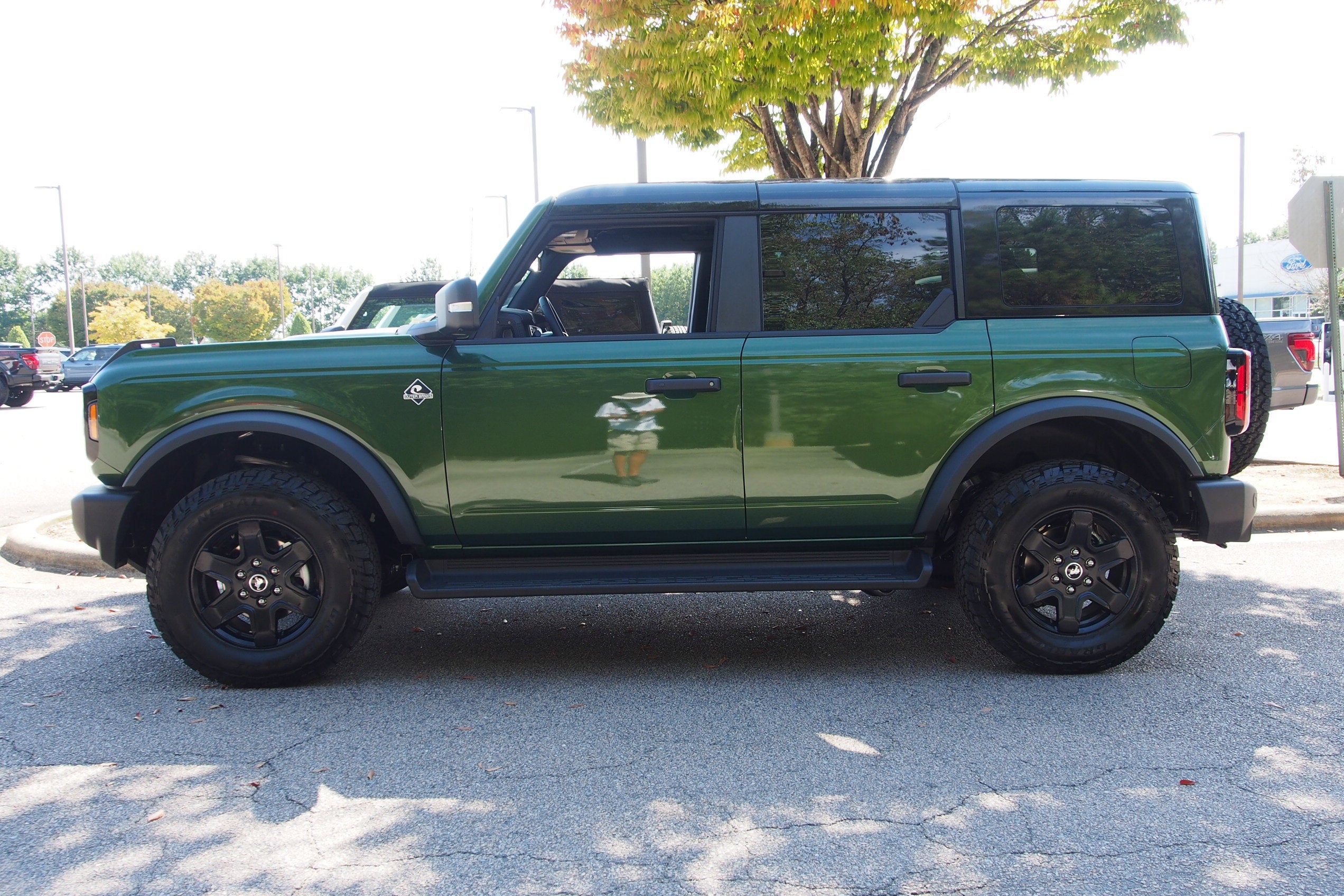 2025 Ford Bronco Outer Banks - Crossroads Courtesy Demo