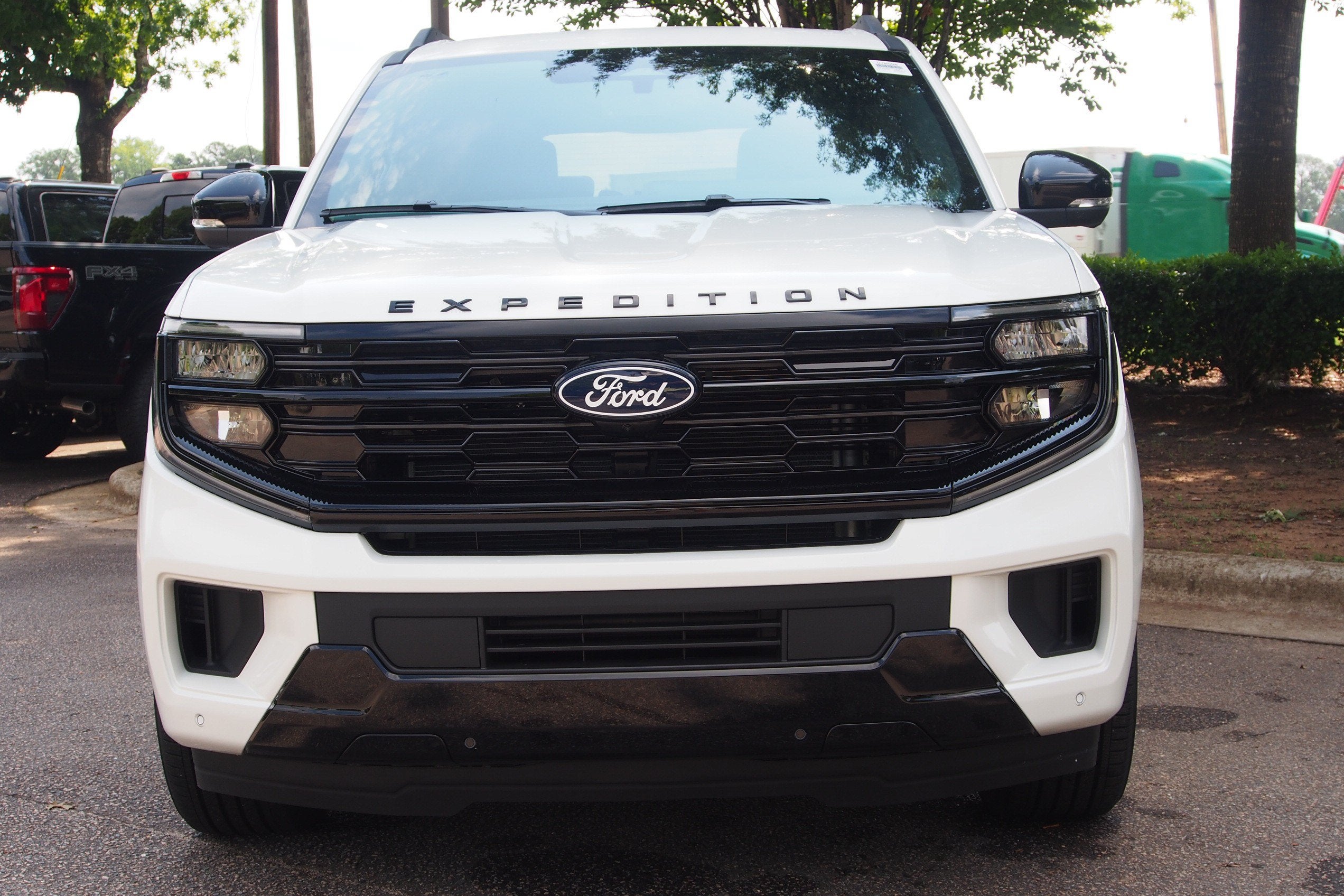 2027 Ford Expedition Platinum