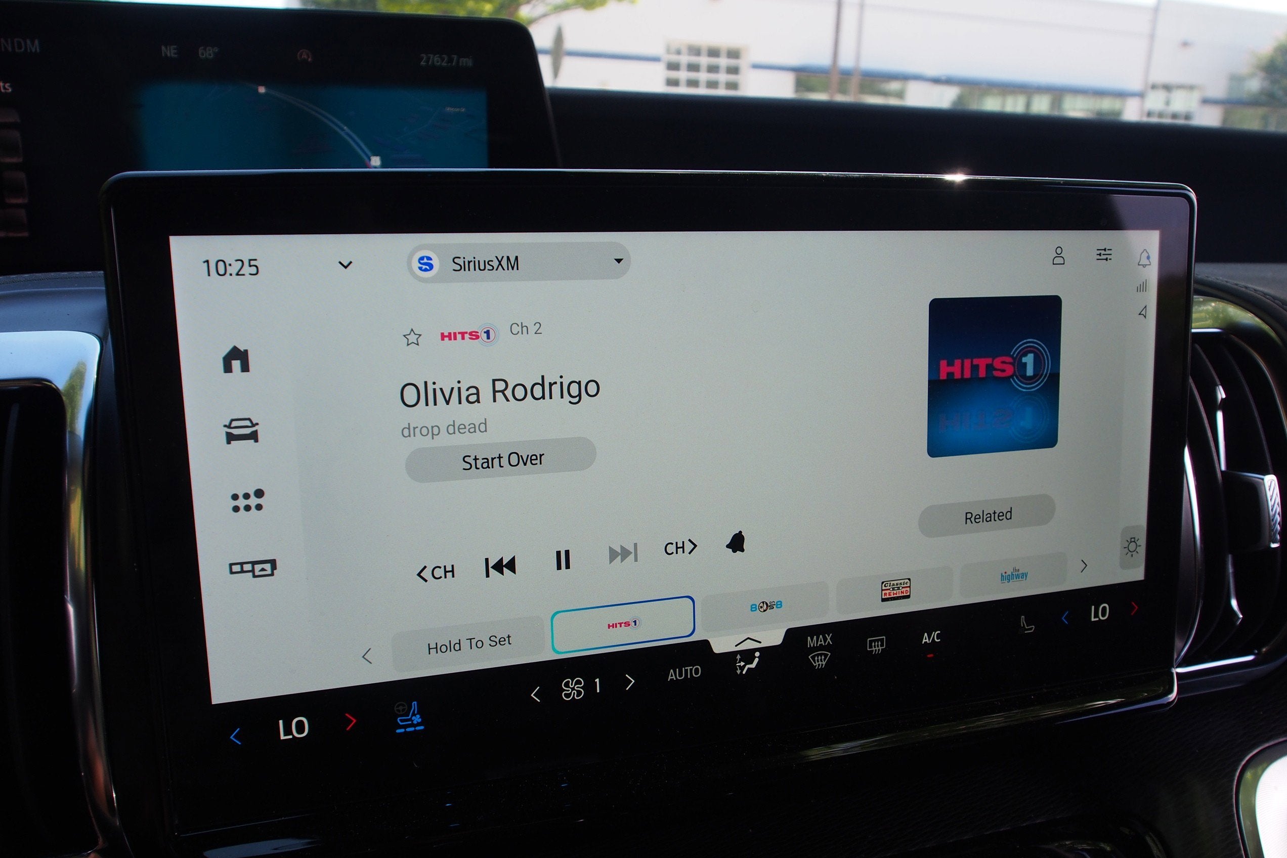2026 Ford Expedition Platinum - Crossroads Courtesy Demo