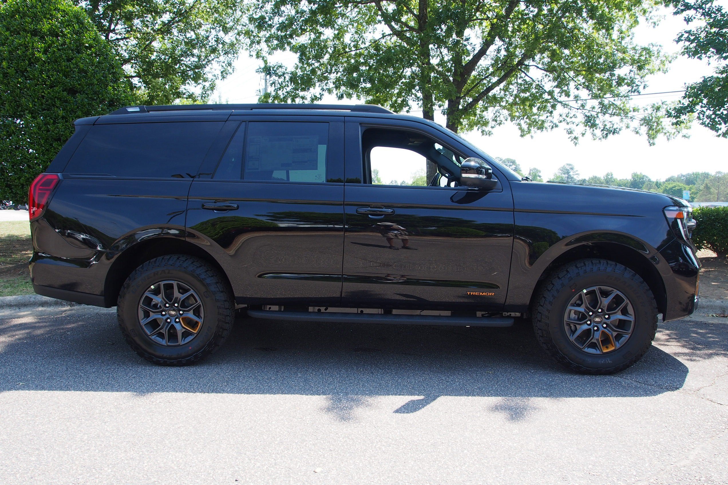 2026 Ford Expedition Tremor
