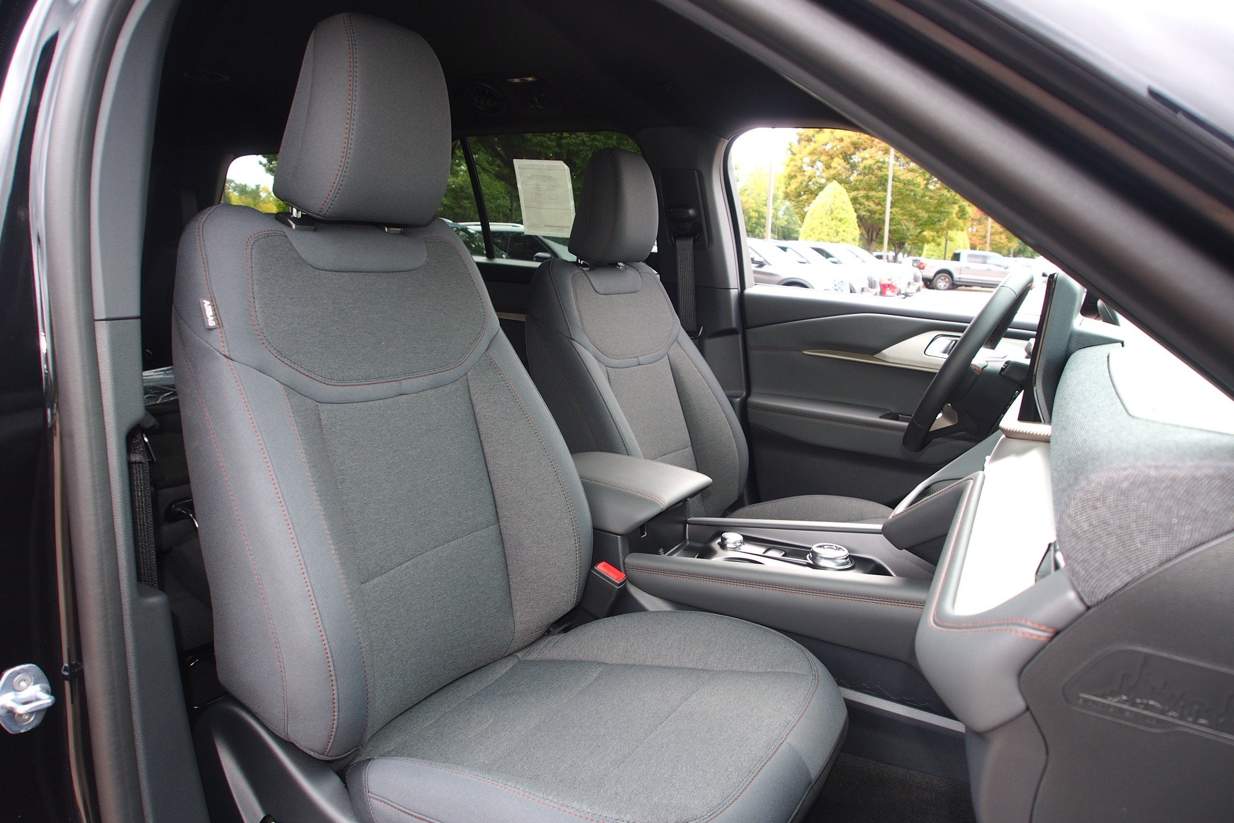 2027 Ford Explorer Active w/200A Pkg