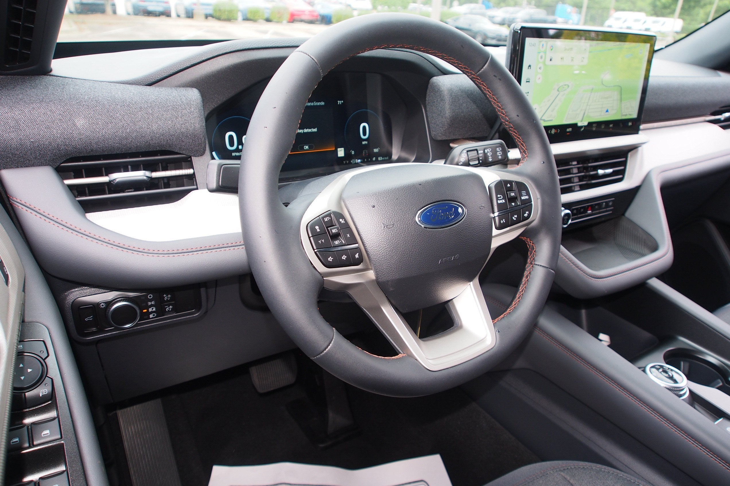 2027 Ford Explorer Active w/200A Pkg
