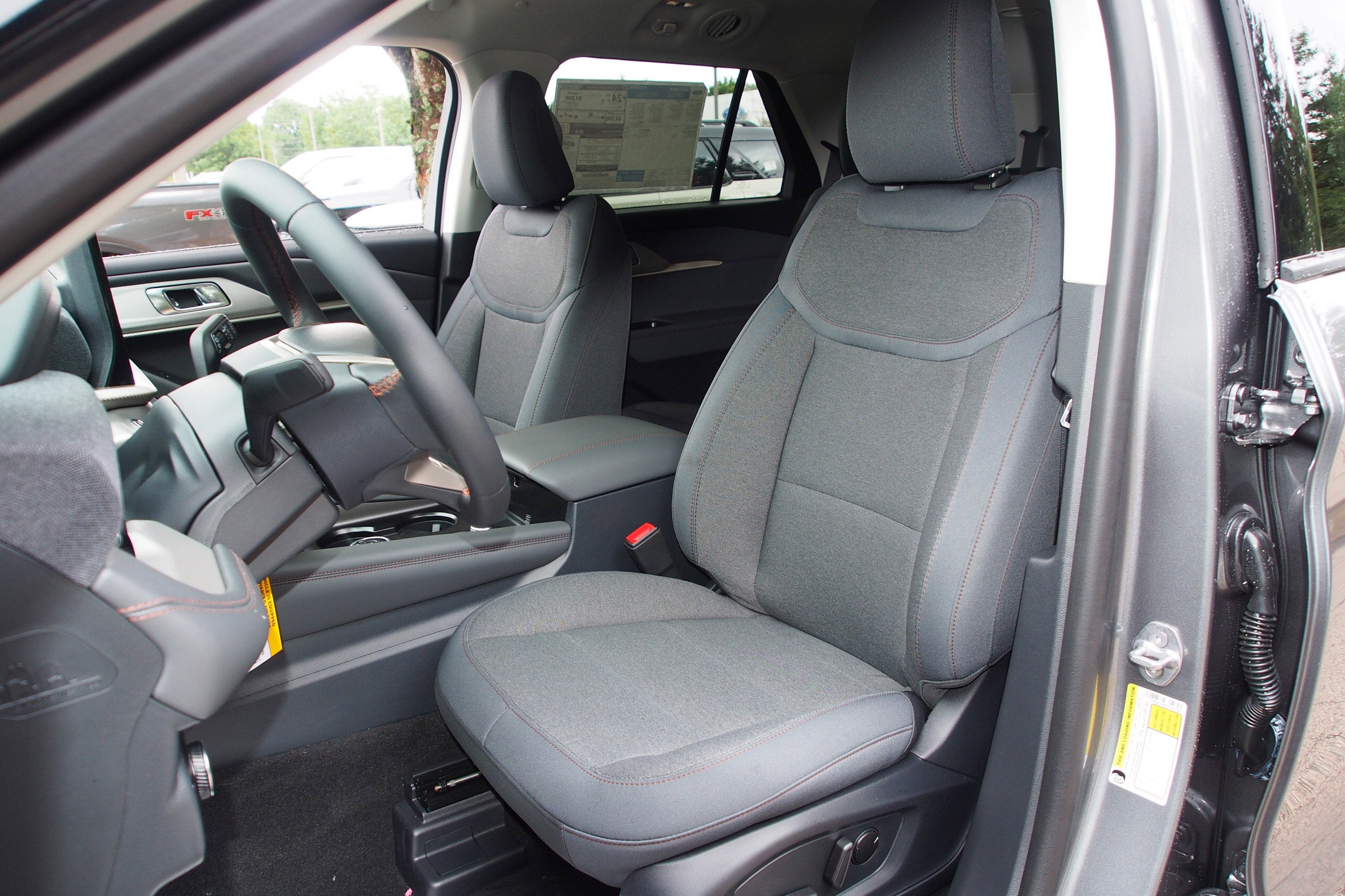 2025 Ford Explorer Active - Crossroads Courtesy Demo