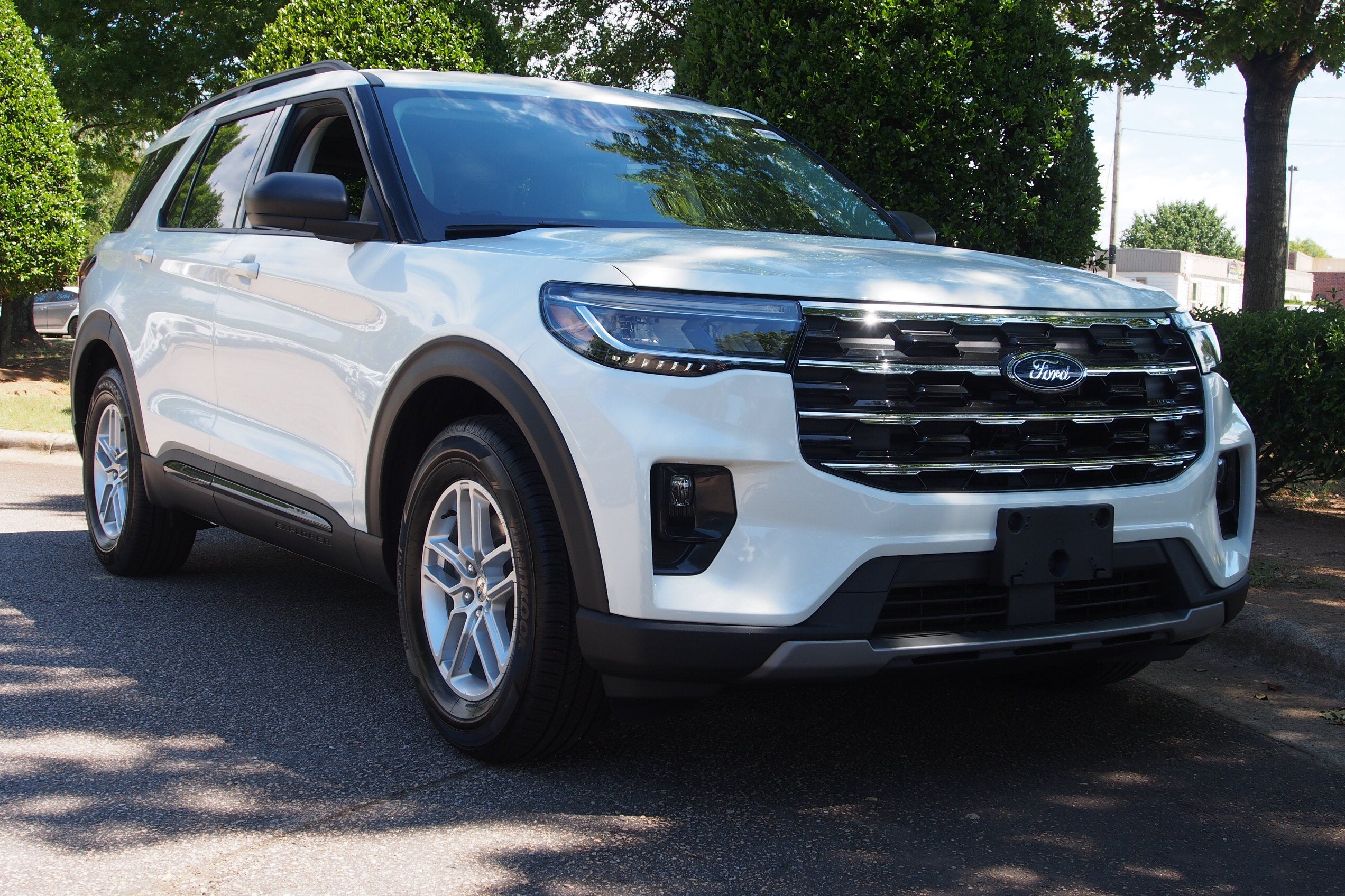 2026 Ford Explorer Platinum - Crossroads Courtesy Demo
