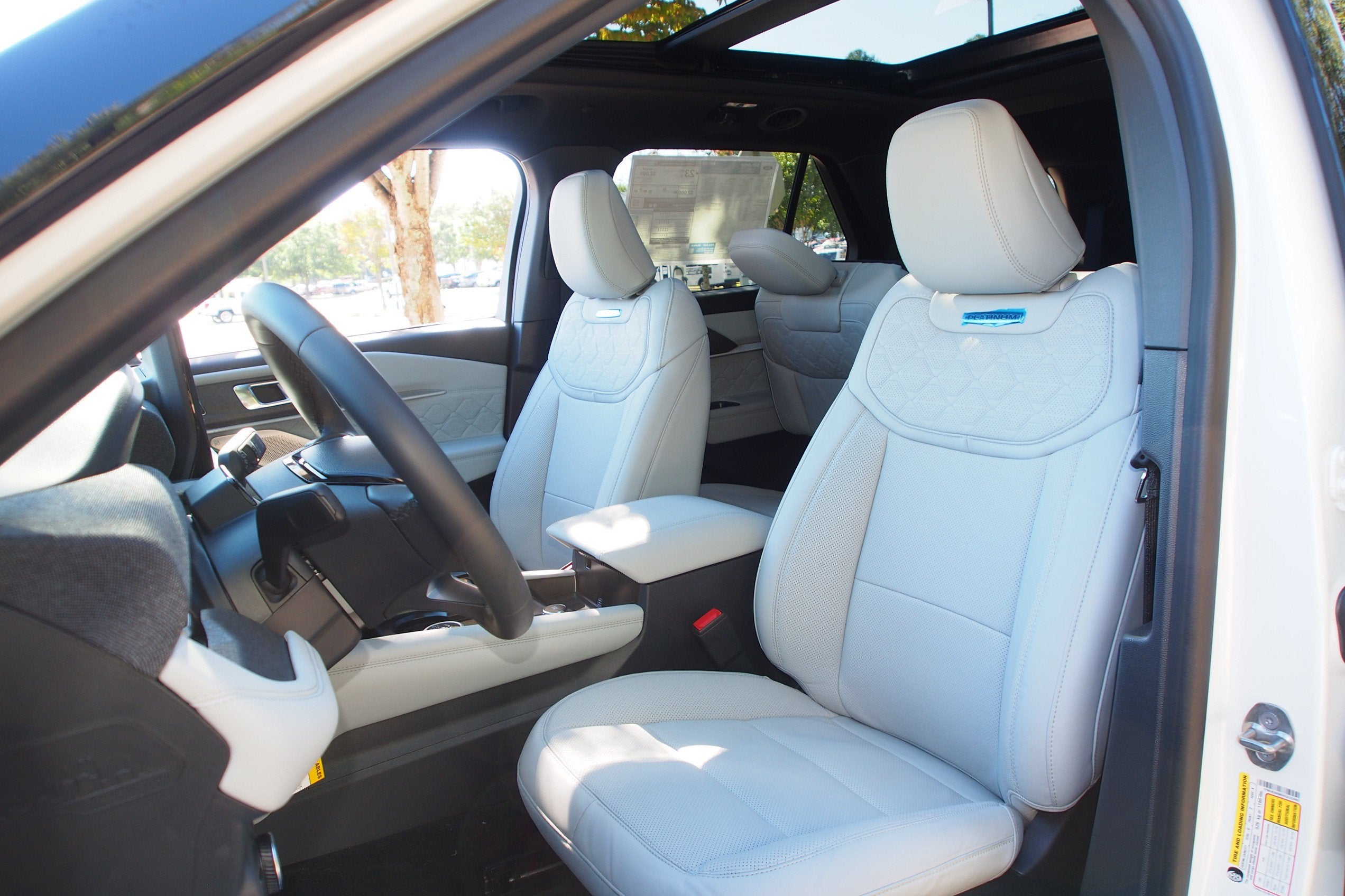 2027 Ford Explorer Platinum