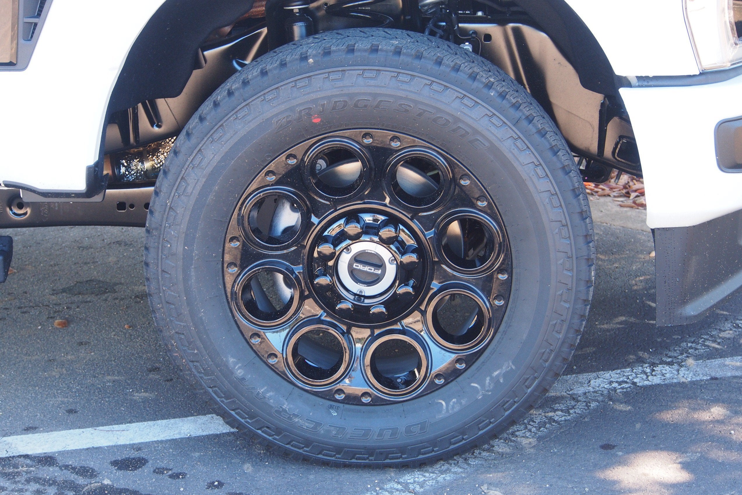 2027 Ford Super Duty F-250 SRW LARIAT