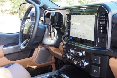 2027 Ford Super Duty F-350 SRW LARIAT