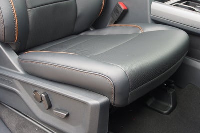 2027 Ford Super Duty F-350 SRW LARIAT