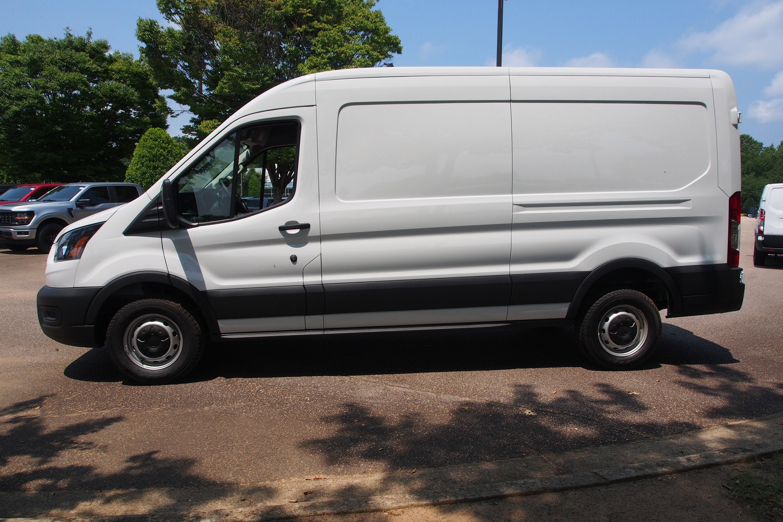 2025 Ford Transit Cargo Van Base