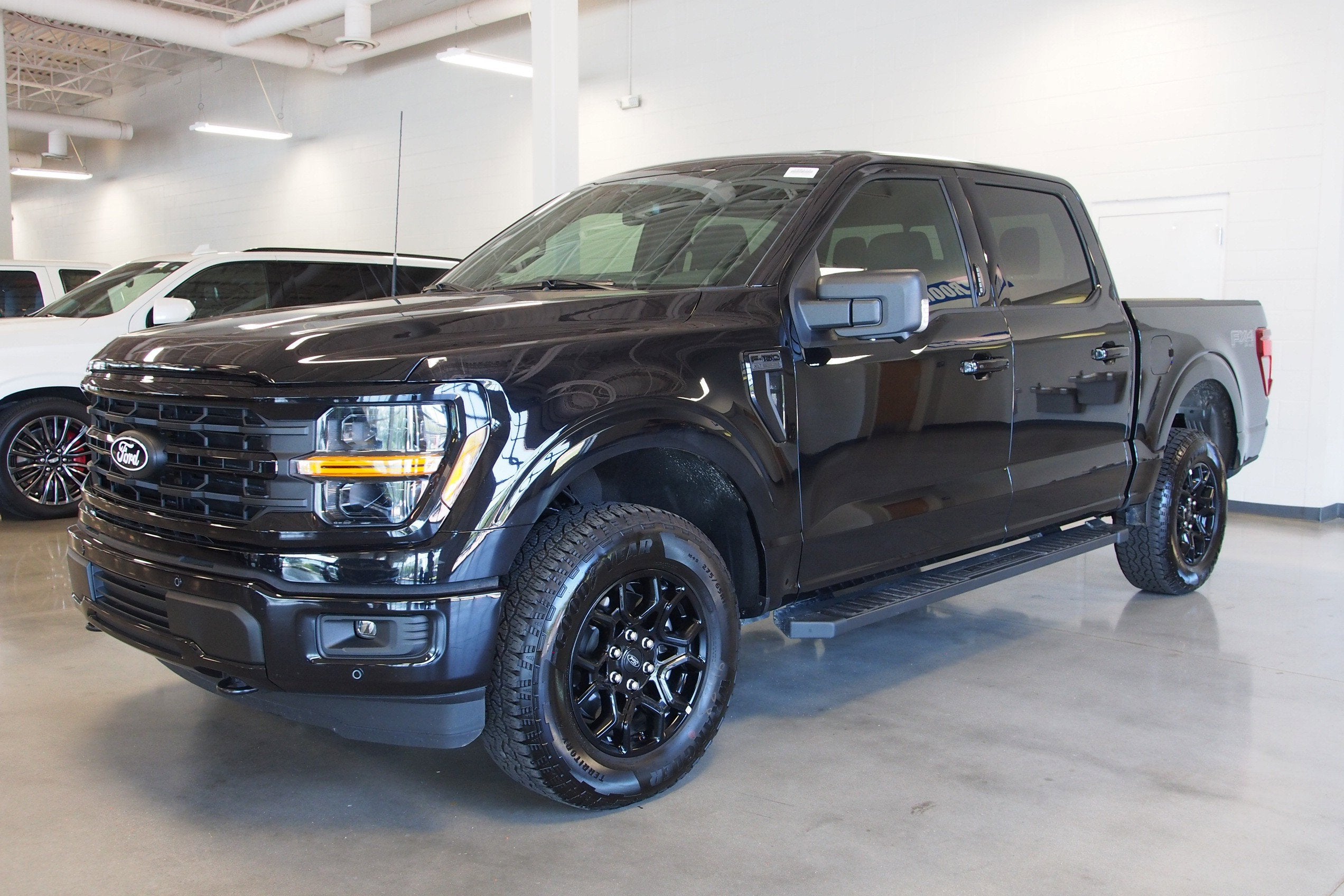2026 Ford F-150 XLT - Crossroads Courtesy Demo