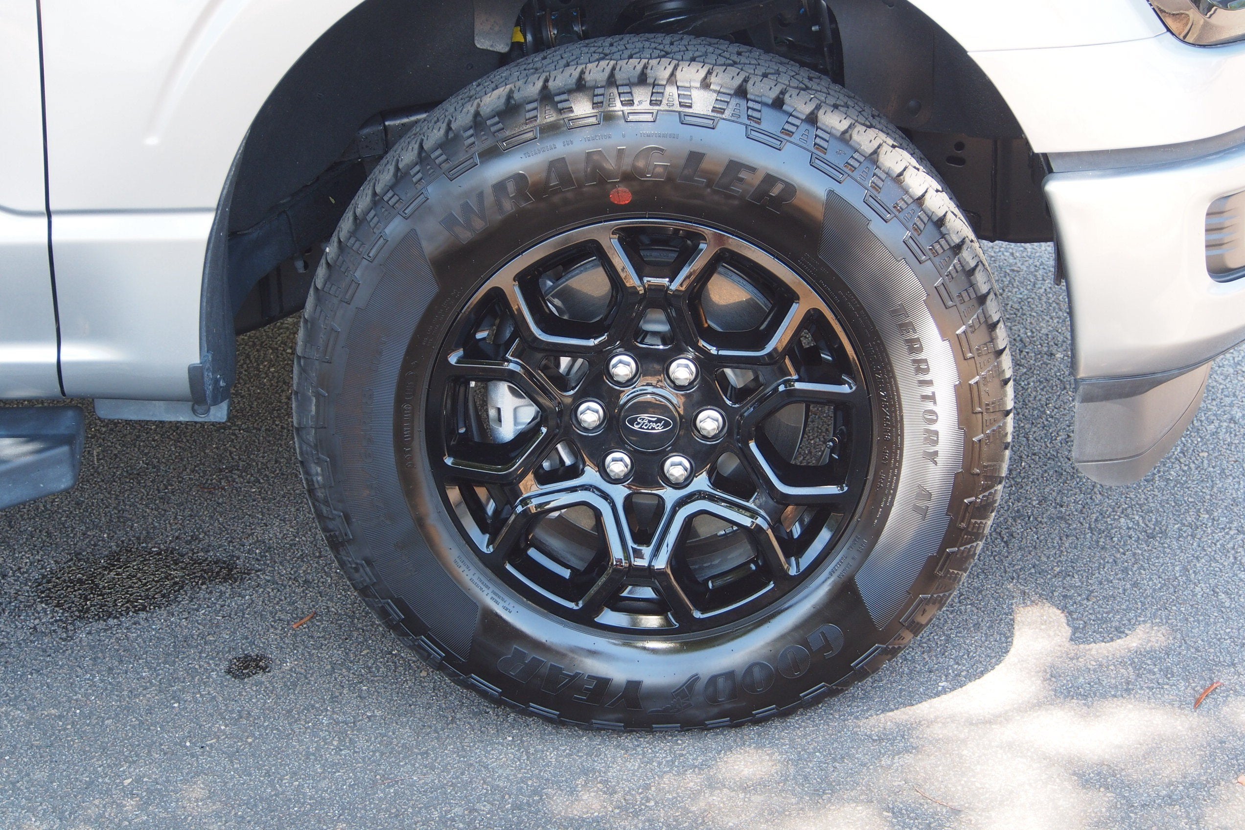 2026 Ford F-150 XLT - Crossroads Courtesy Demo