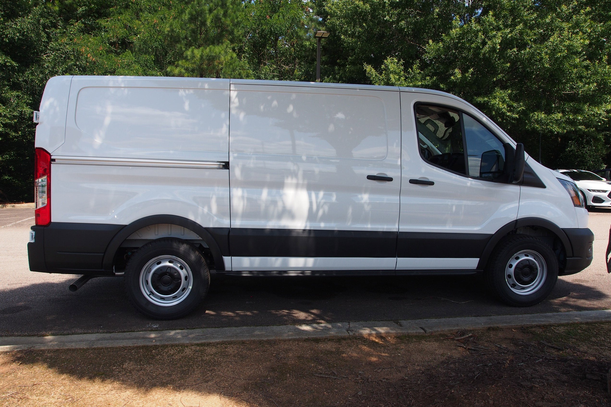 2025 Ford Transit Cargo Van Base