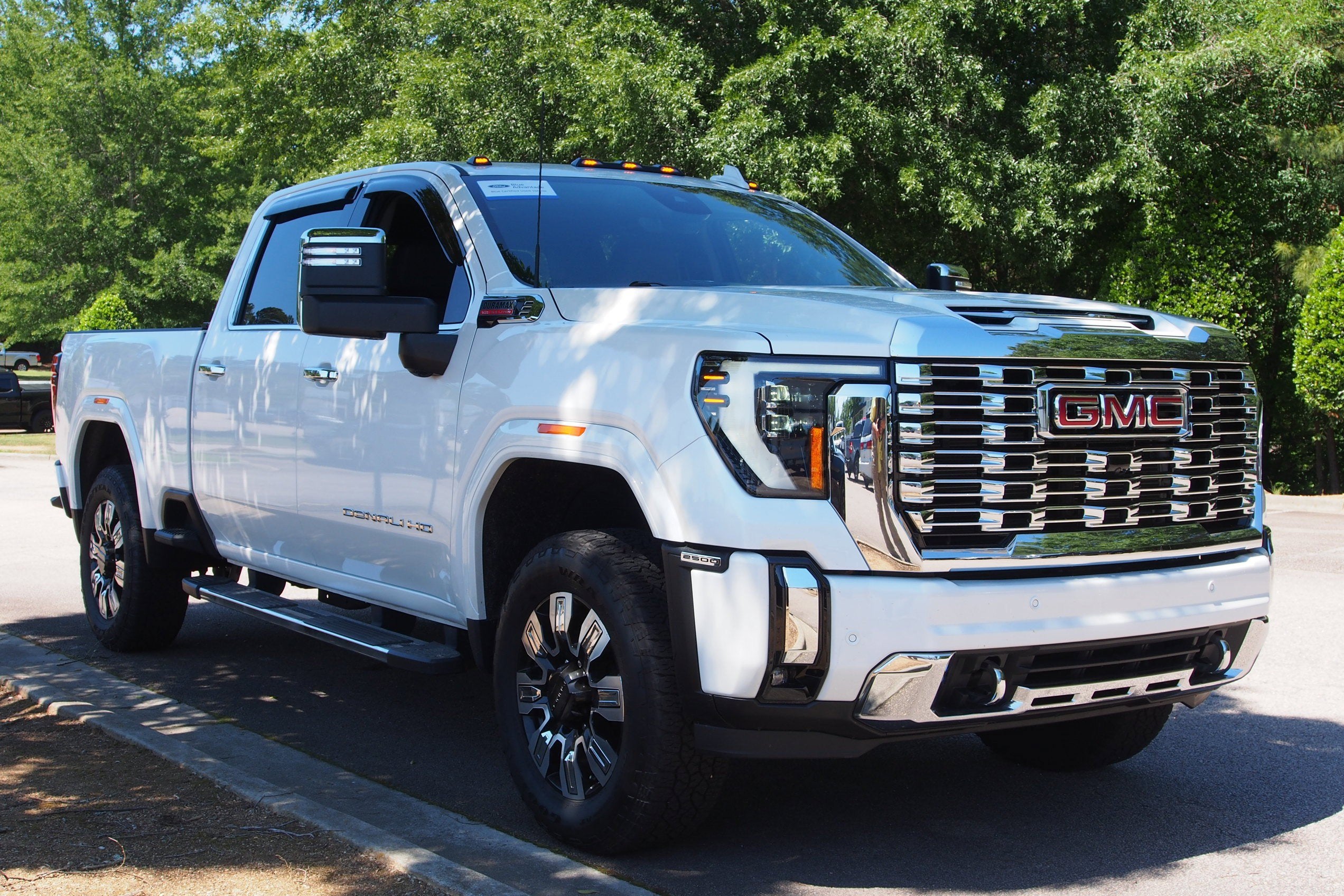 2024 GMC Sierra 2500HD Denali