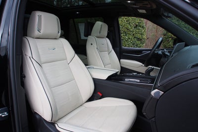 2023 Cadillac Escalade 4WD Sport