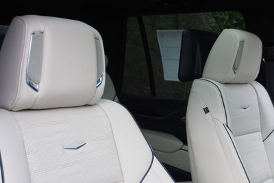 2023 Cadillac Escalade 4WD Sport