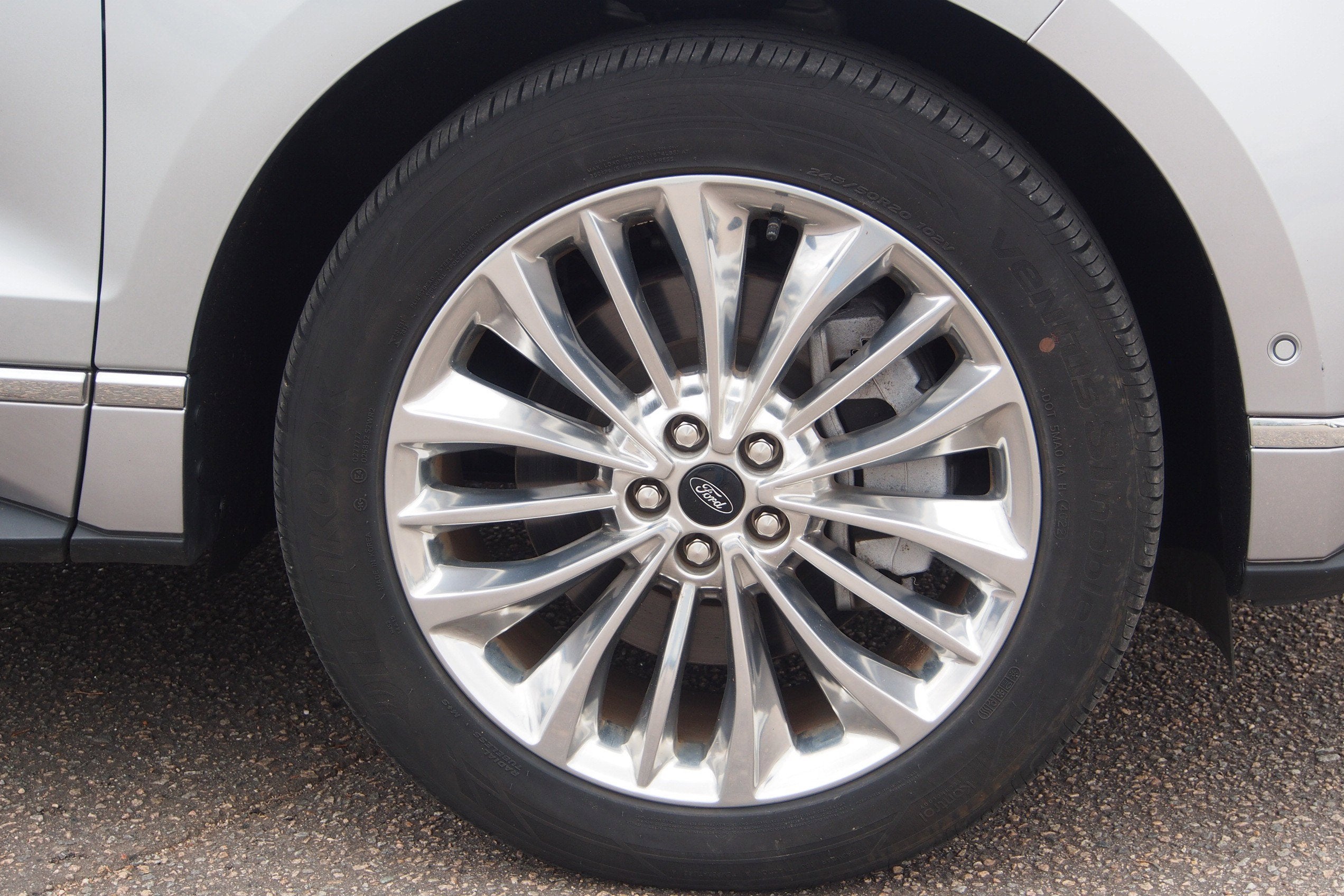 2024 Ford Edge Titanium