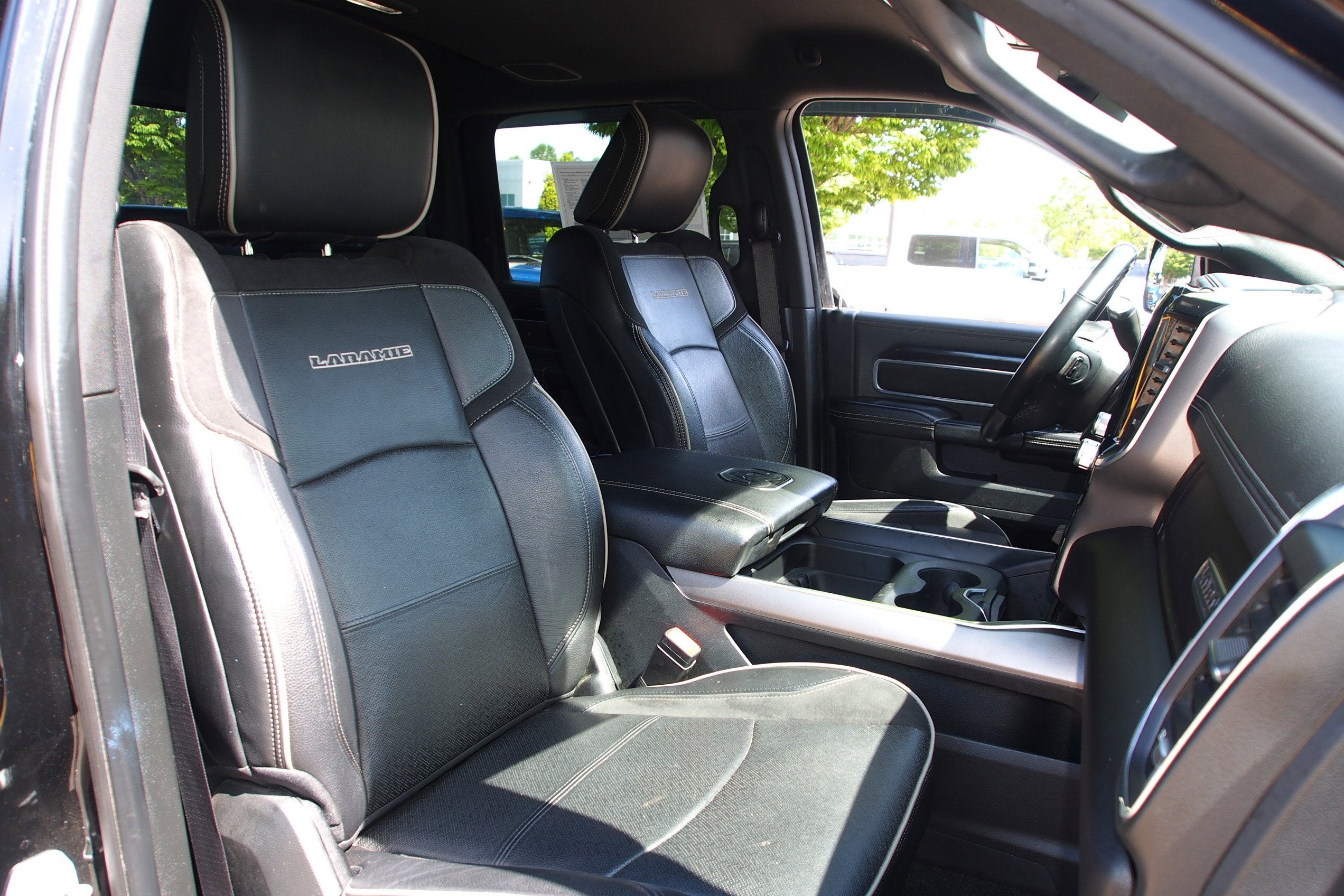 2022 RAM 3500 Laramie