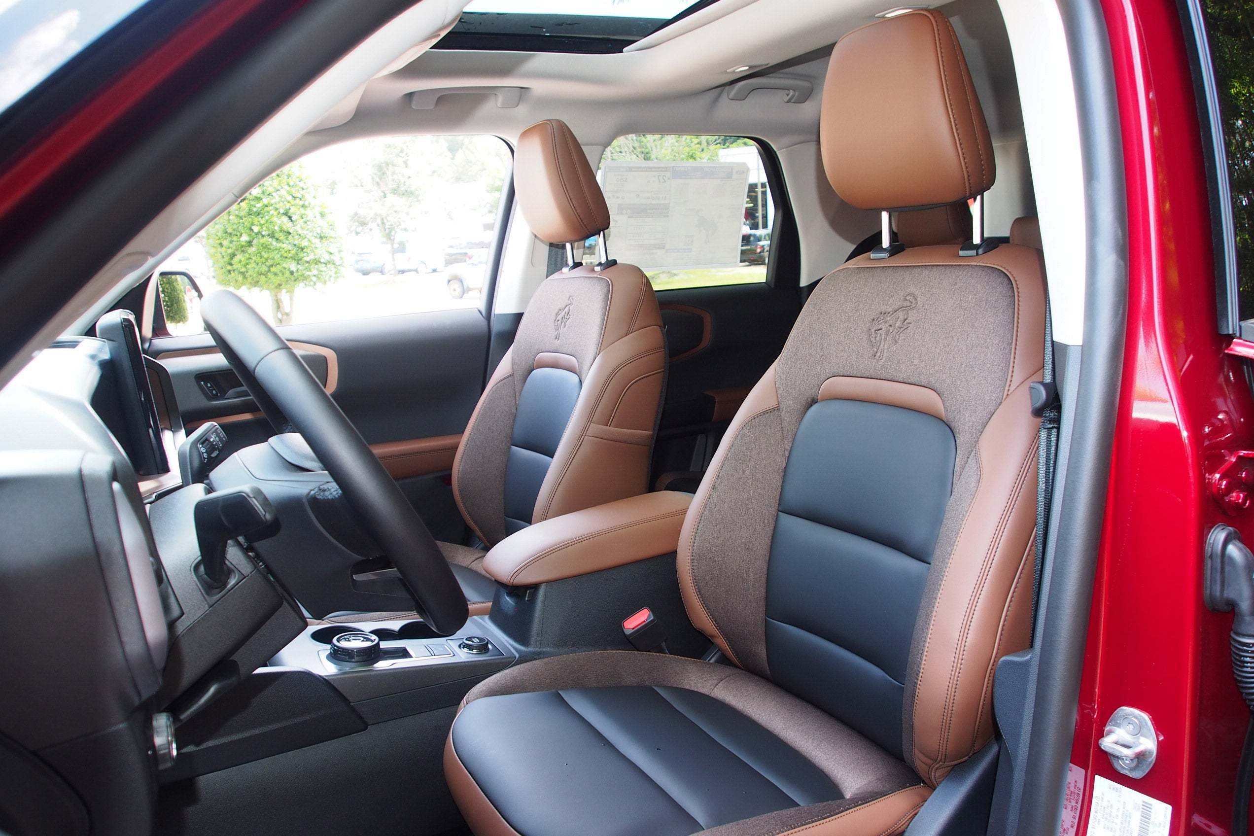 2025 Ford Bronco Sport Outer Banks - Crossroads Courtesy Demo