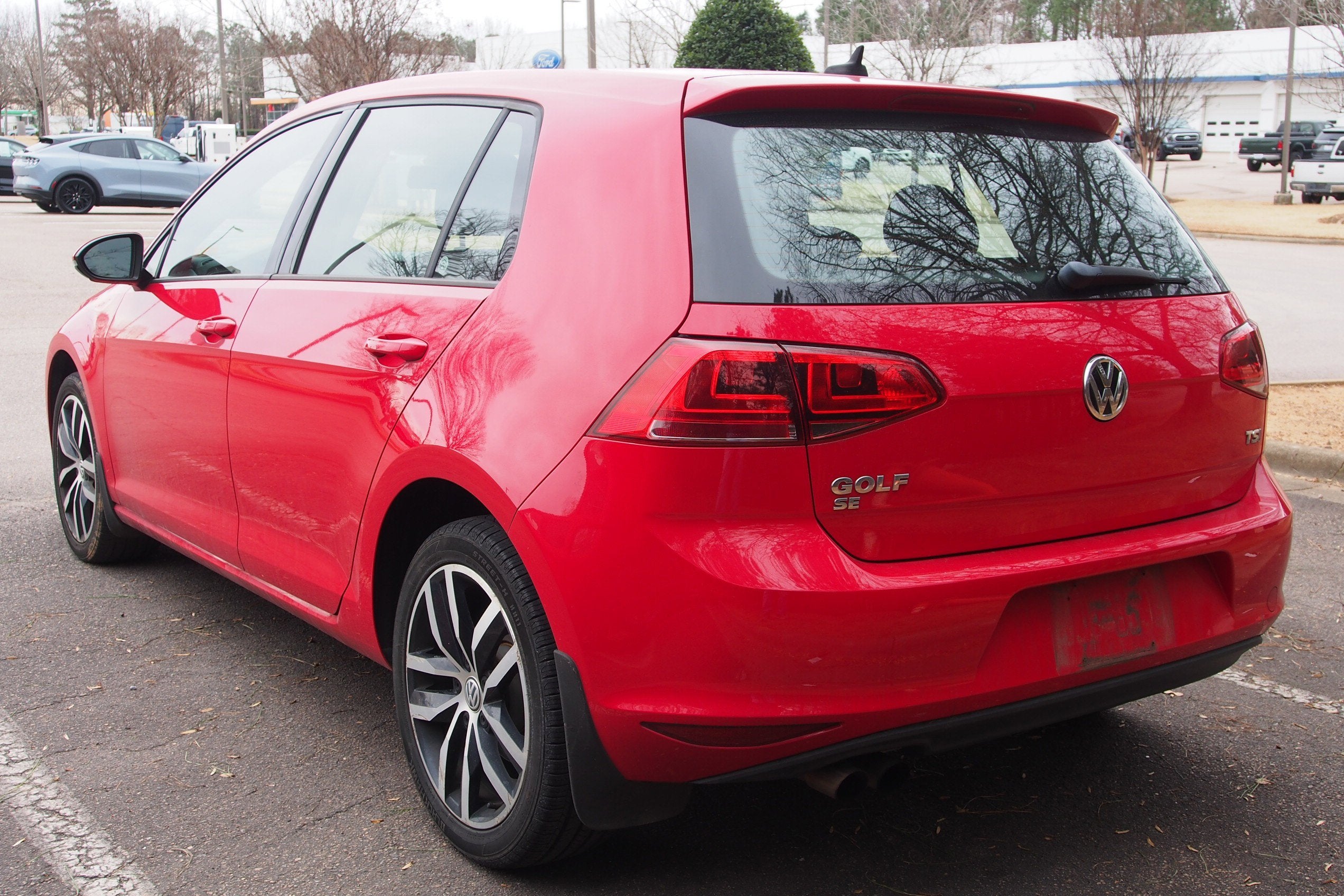 2017 Volkswagen Golf SE