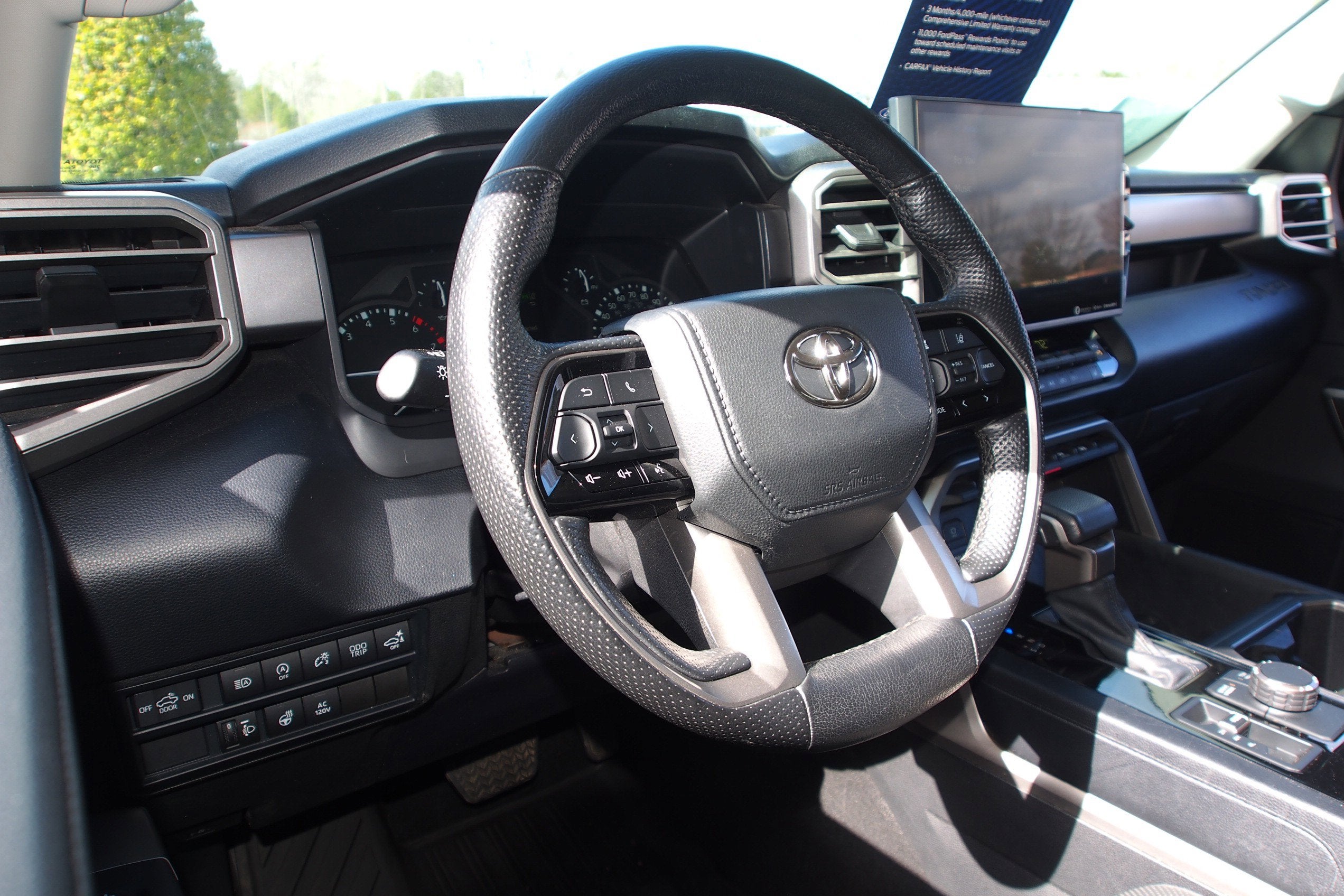 2022 Toyota Tundra 4WD SR5