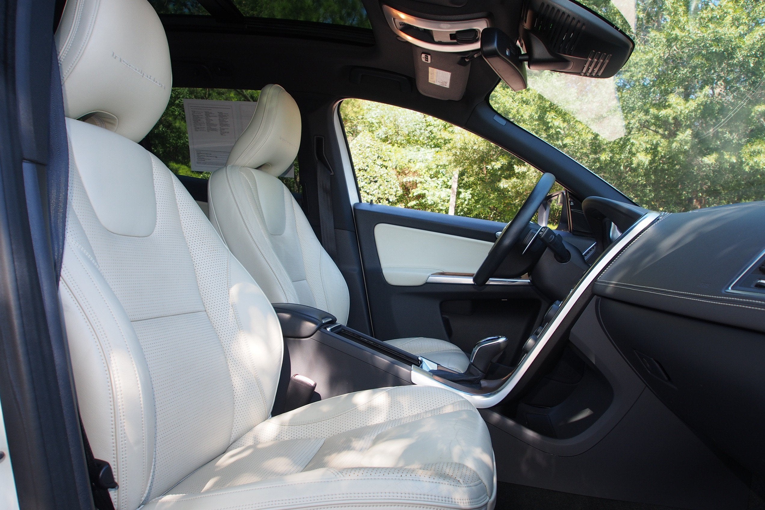 2015 Volvo XC60 T6 Platinum