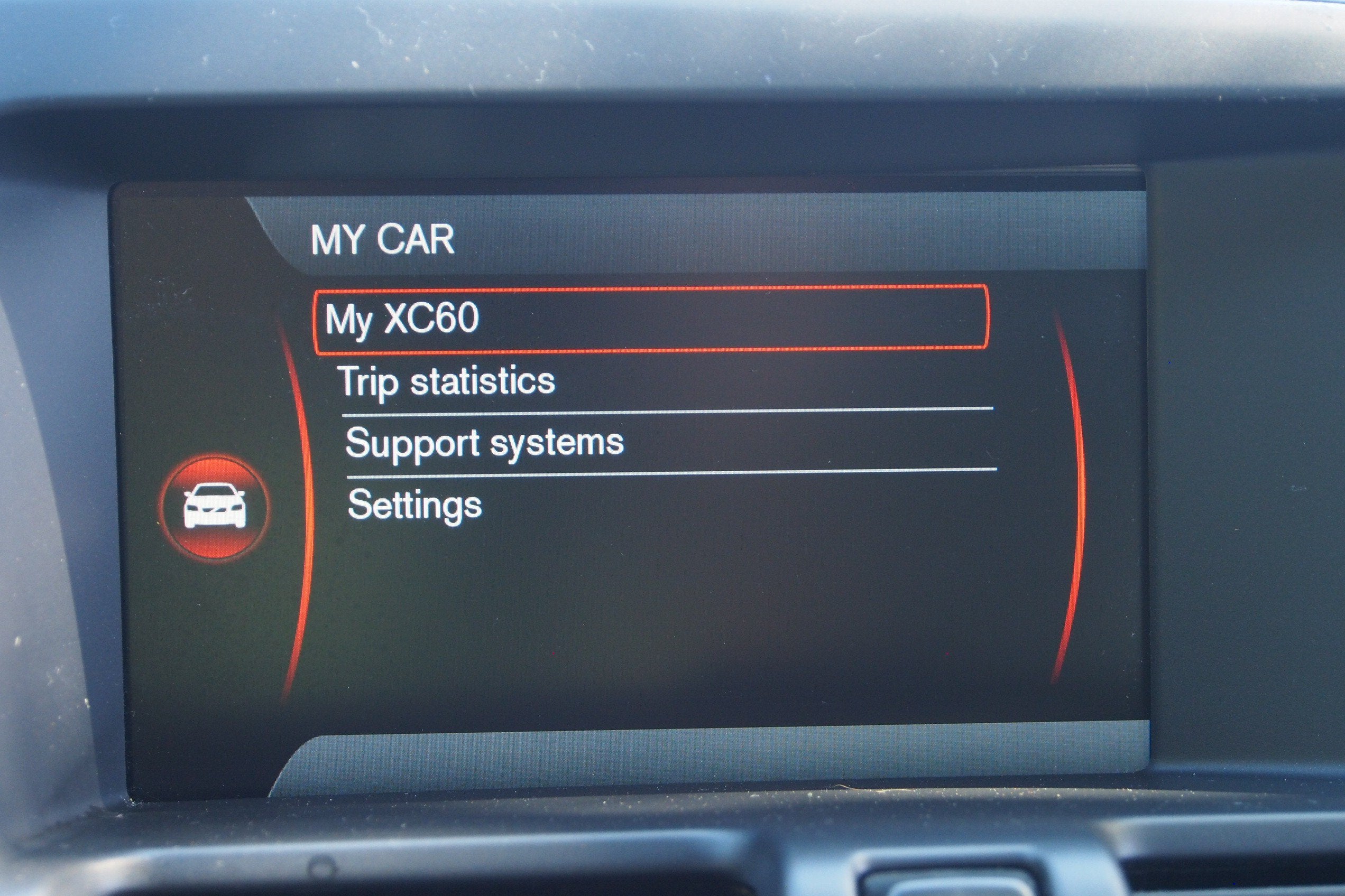 2015 Volvo XC60 T6 Platinum