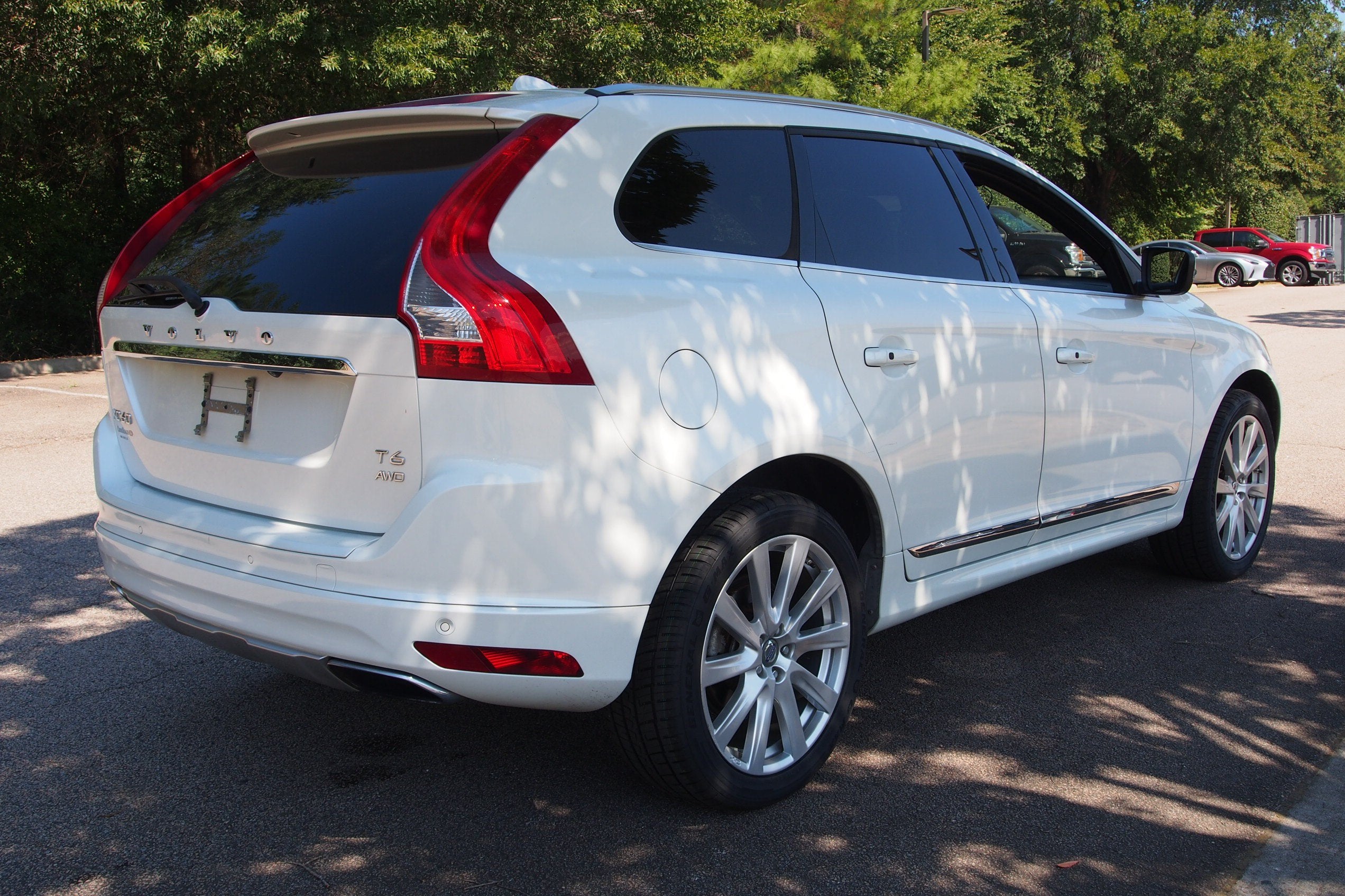 2015 Volvo XC60 T6 Platinum