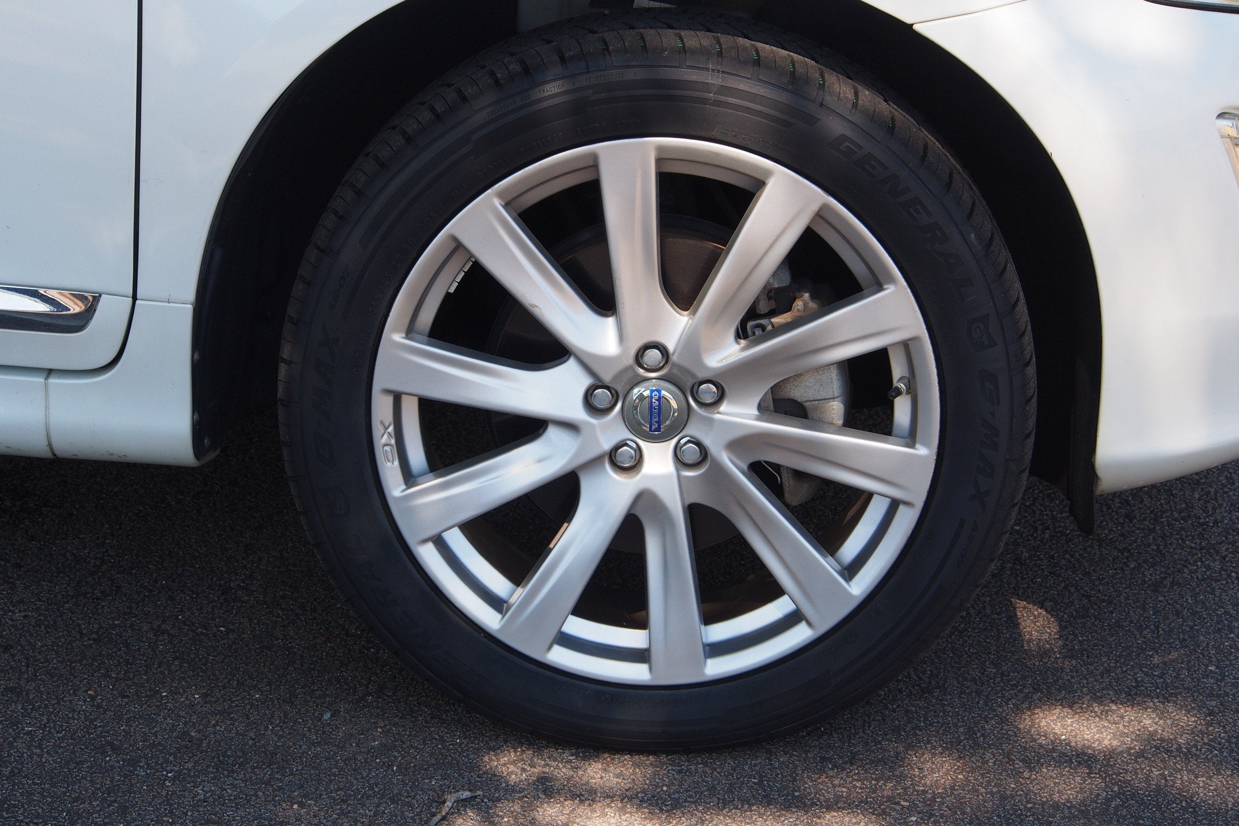 2015 Volvo XC60 T6 Platinum
