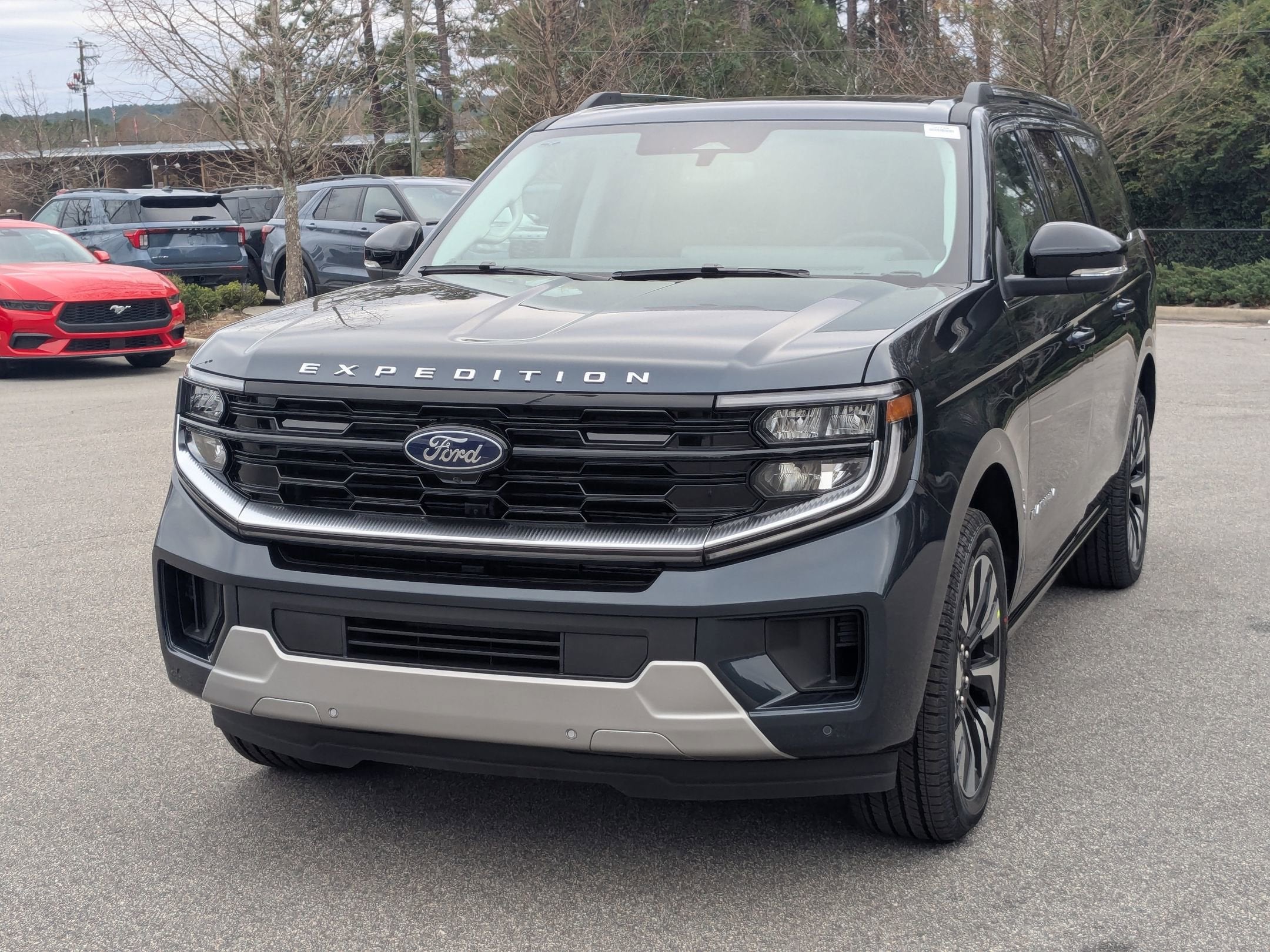 2025 Ford Expedition Max Platinum